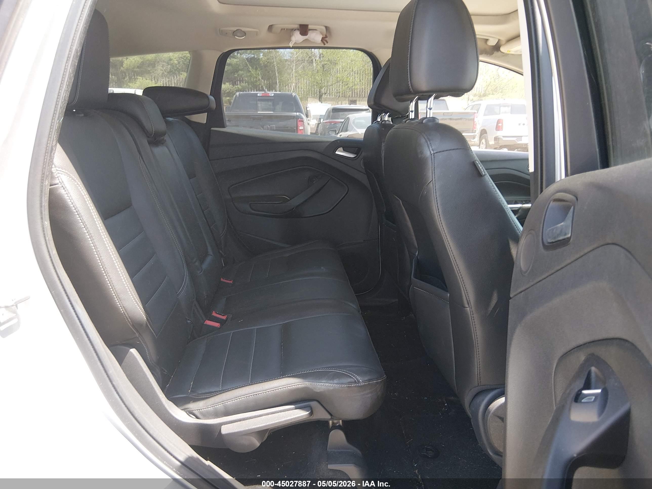 FORD ESCAPE image 8