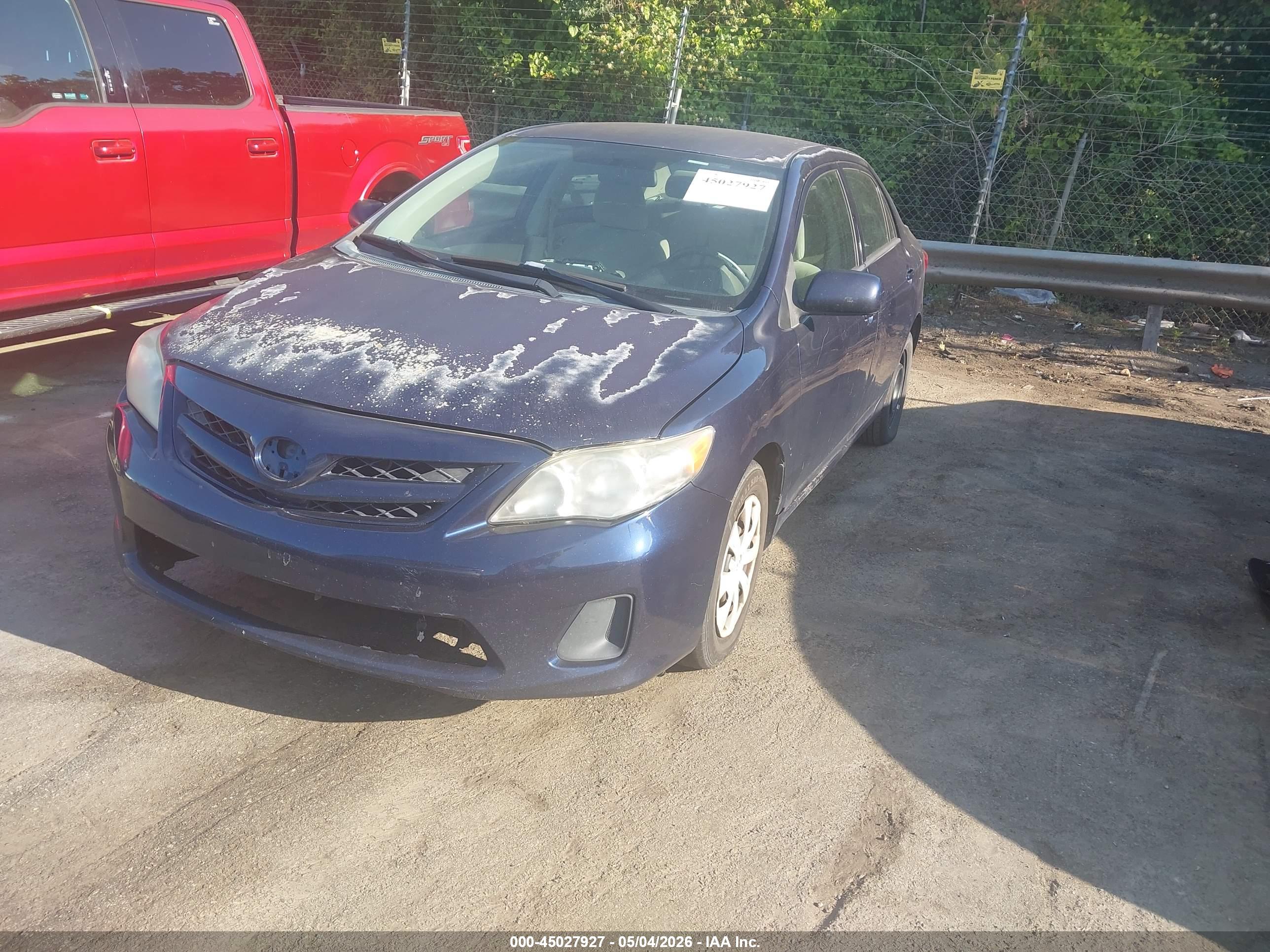 TOYOTA COROLLA image 2