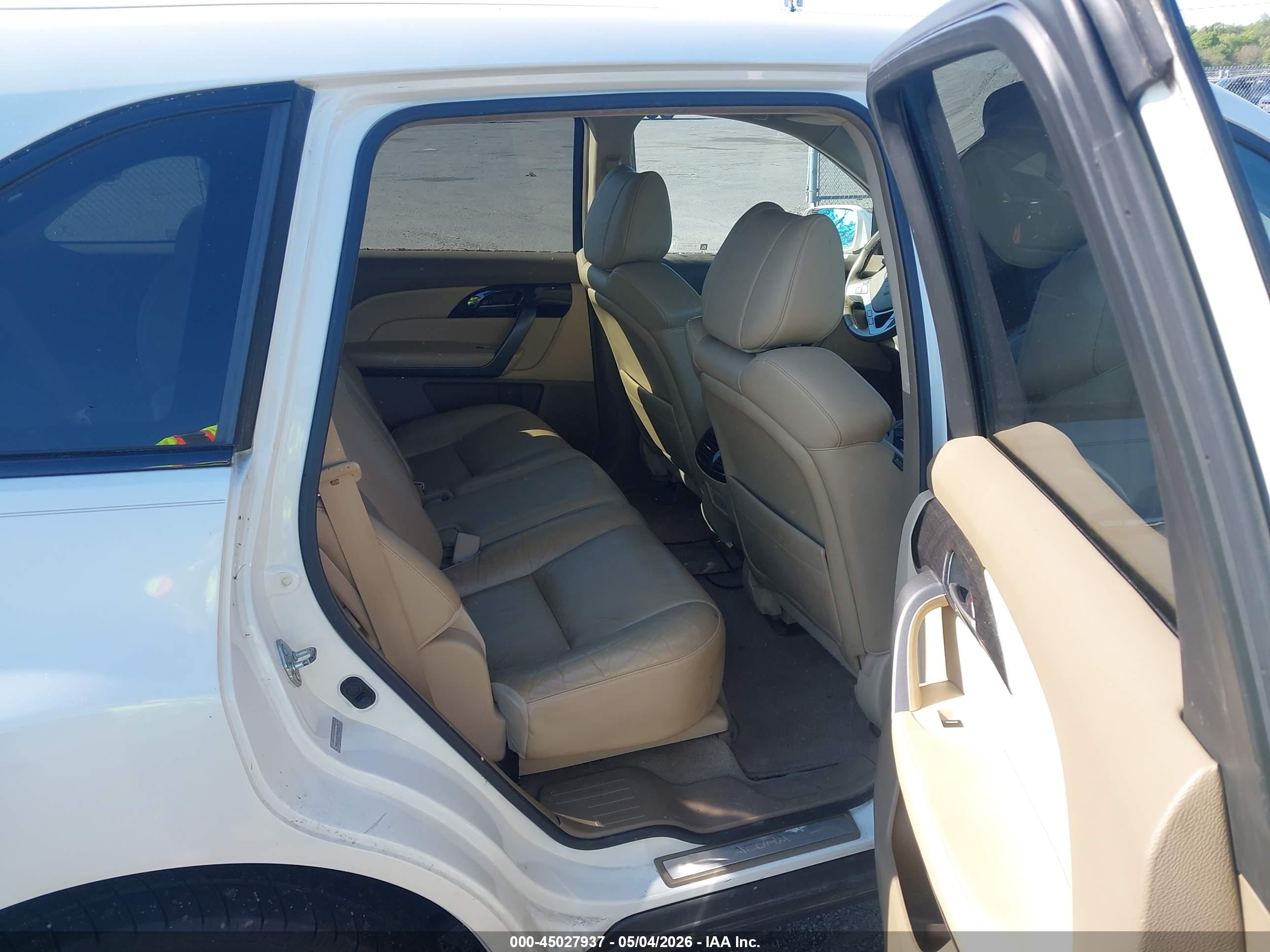 ACURA MDX image 8