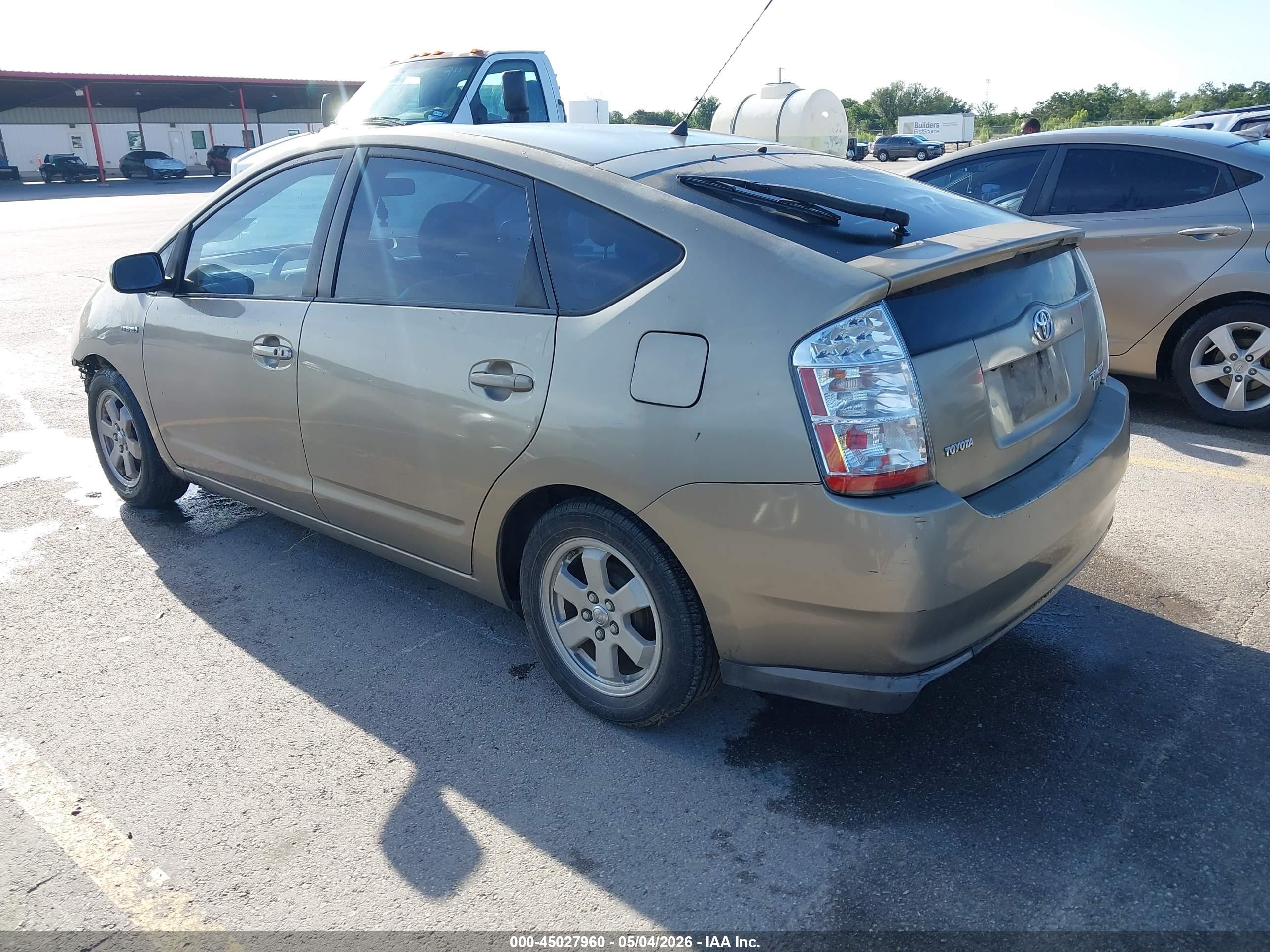 TOYOTA PRIUS image 3