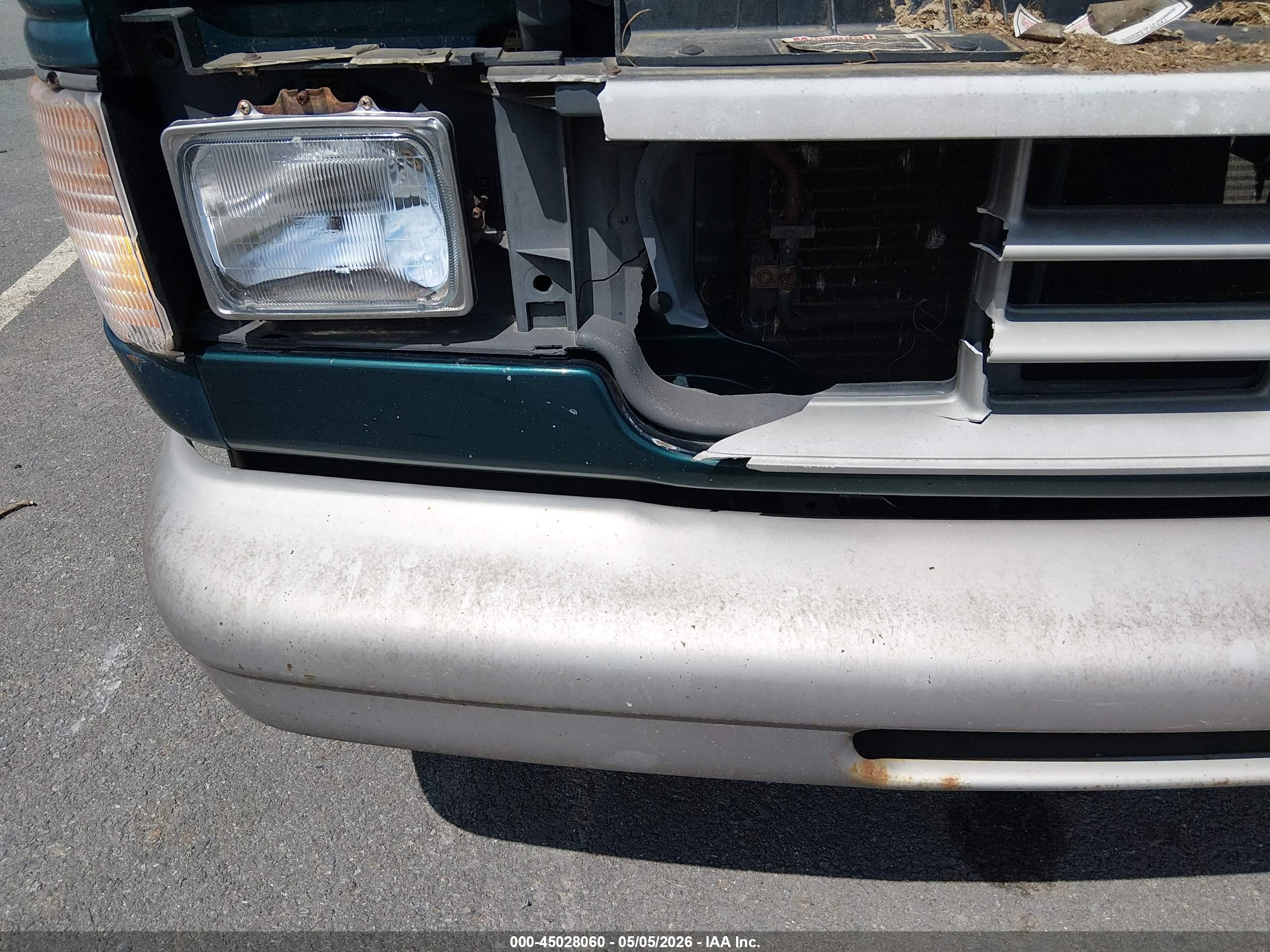 FORD ECONOLINE image 6