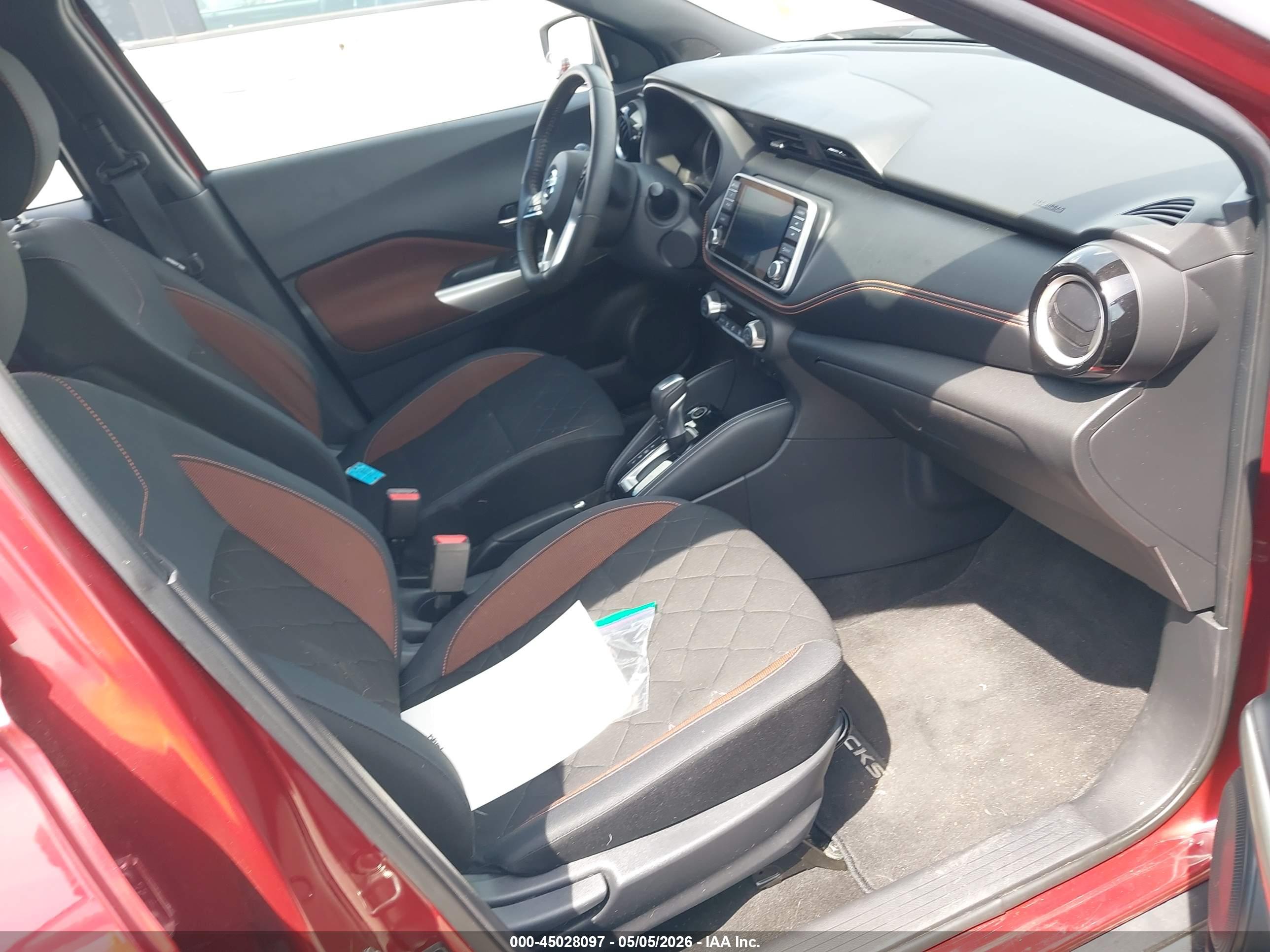 NISSAN KICKS image 5