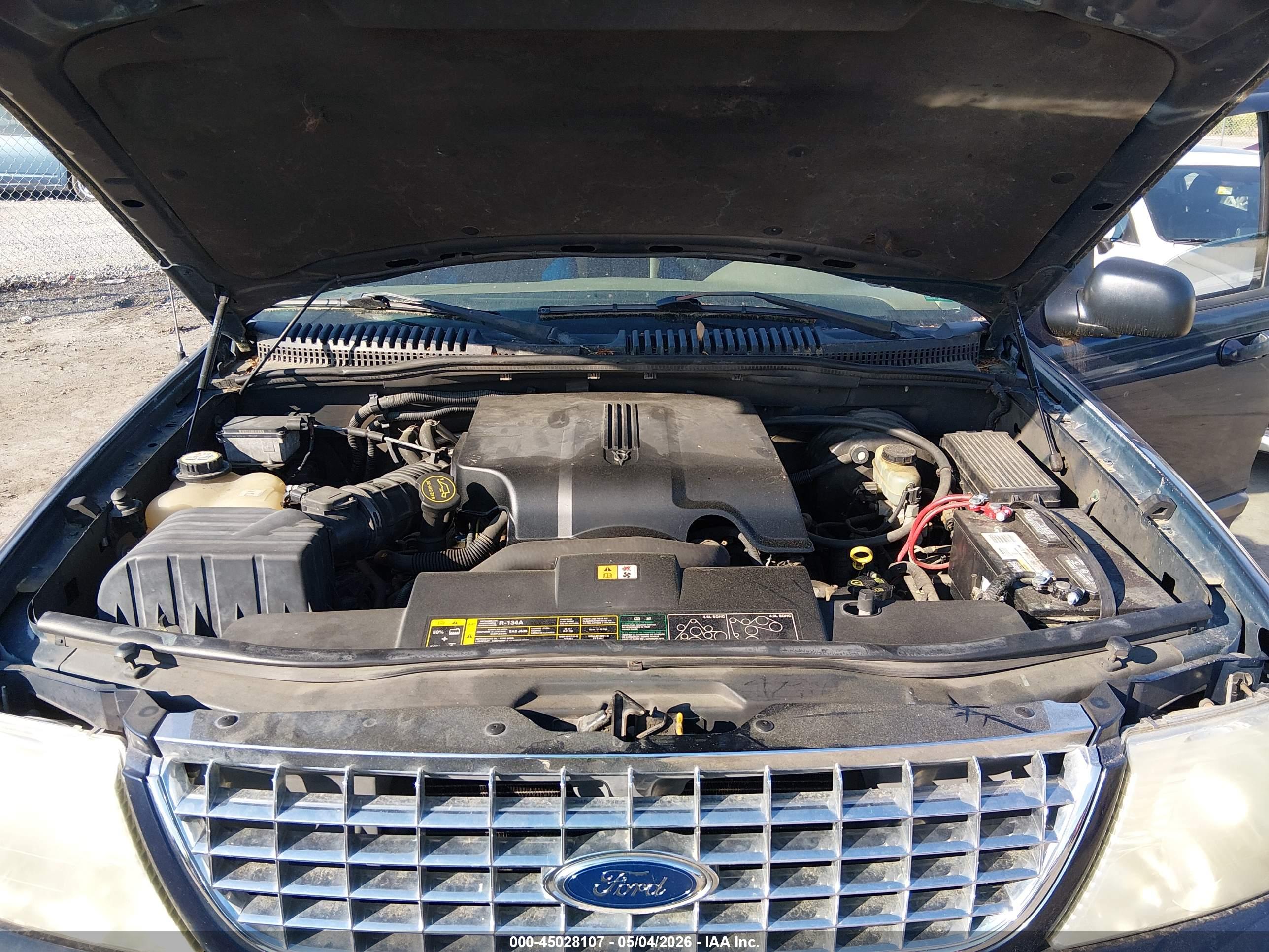 FORD EXPLORER image 10