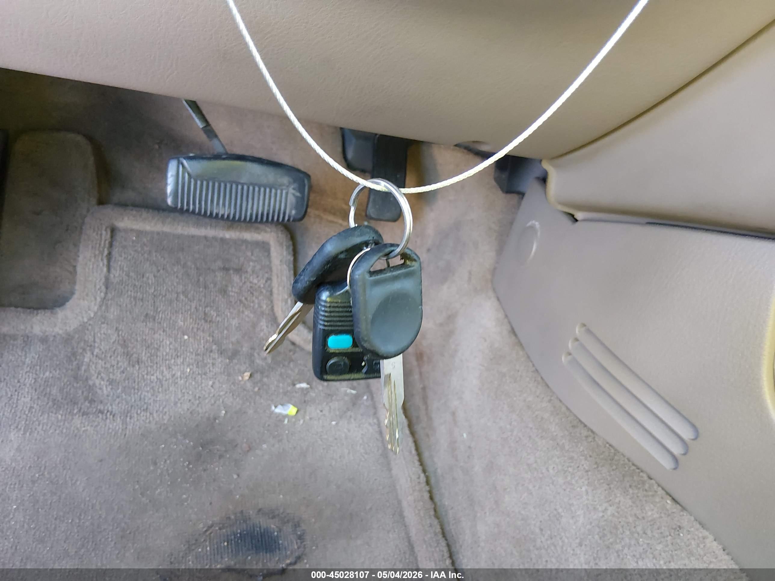 FORD EXPLORER image 11