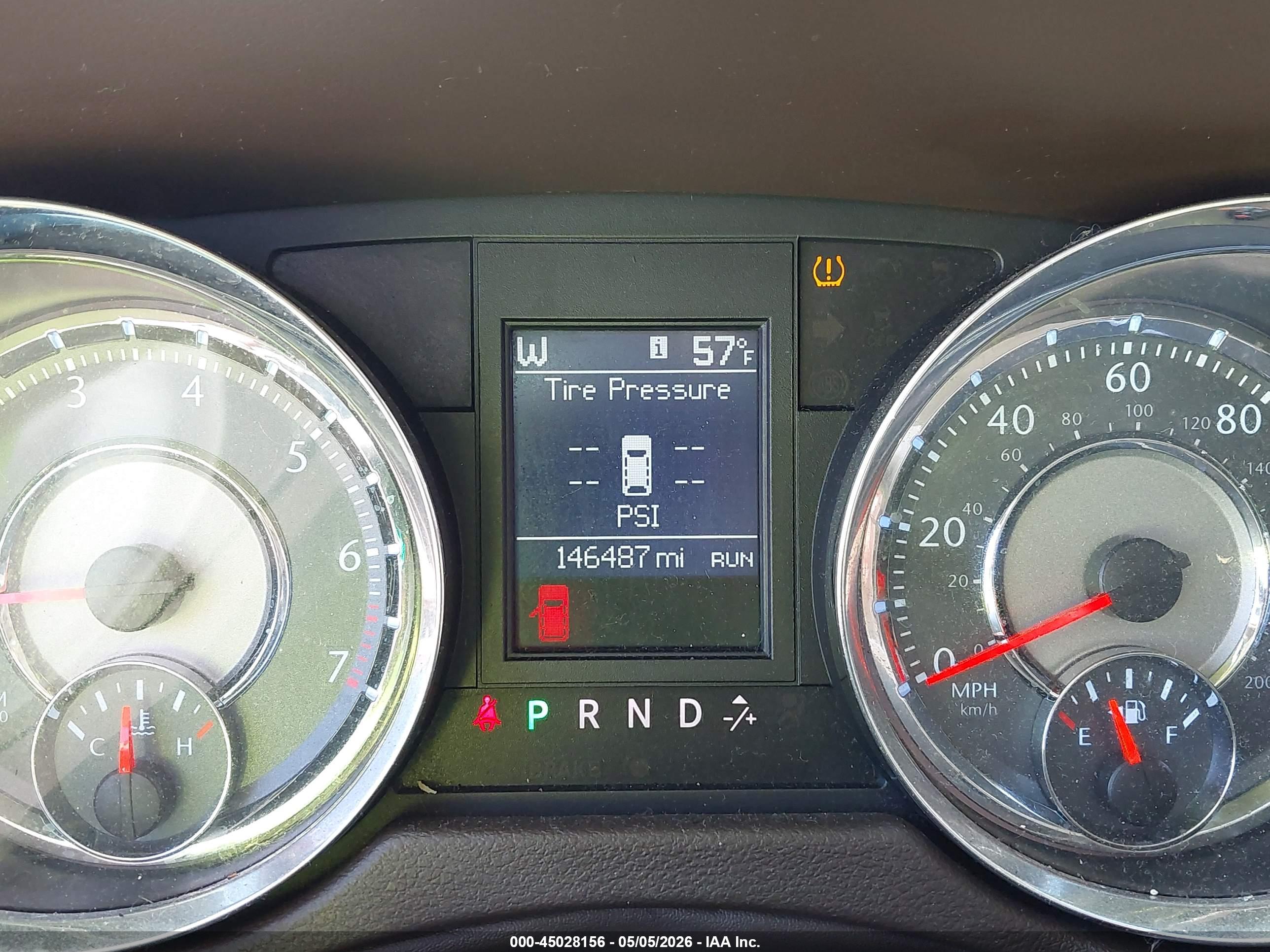 CHRYSLER TOWN image 7