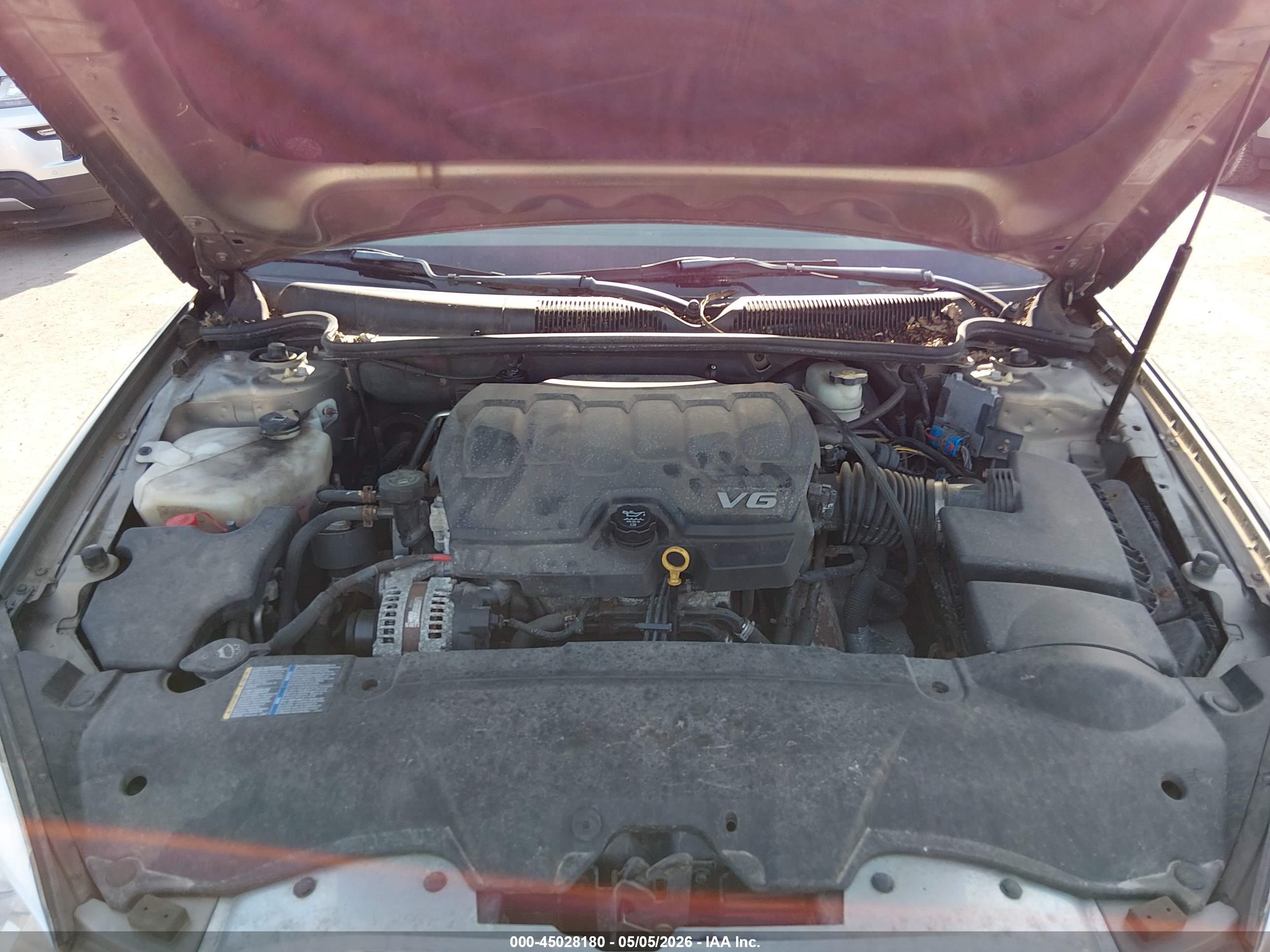 BUICK LUCERNE image 10
