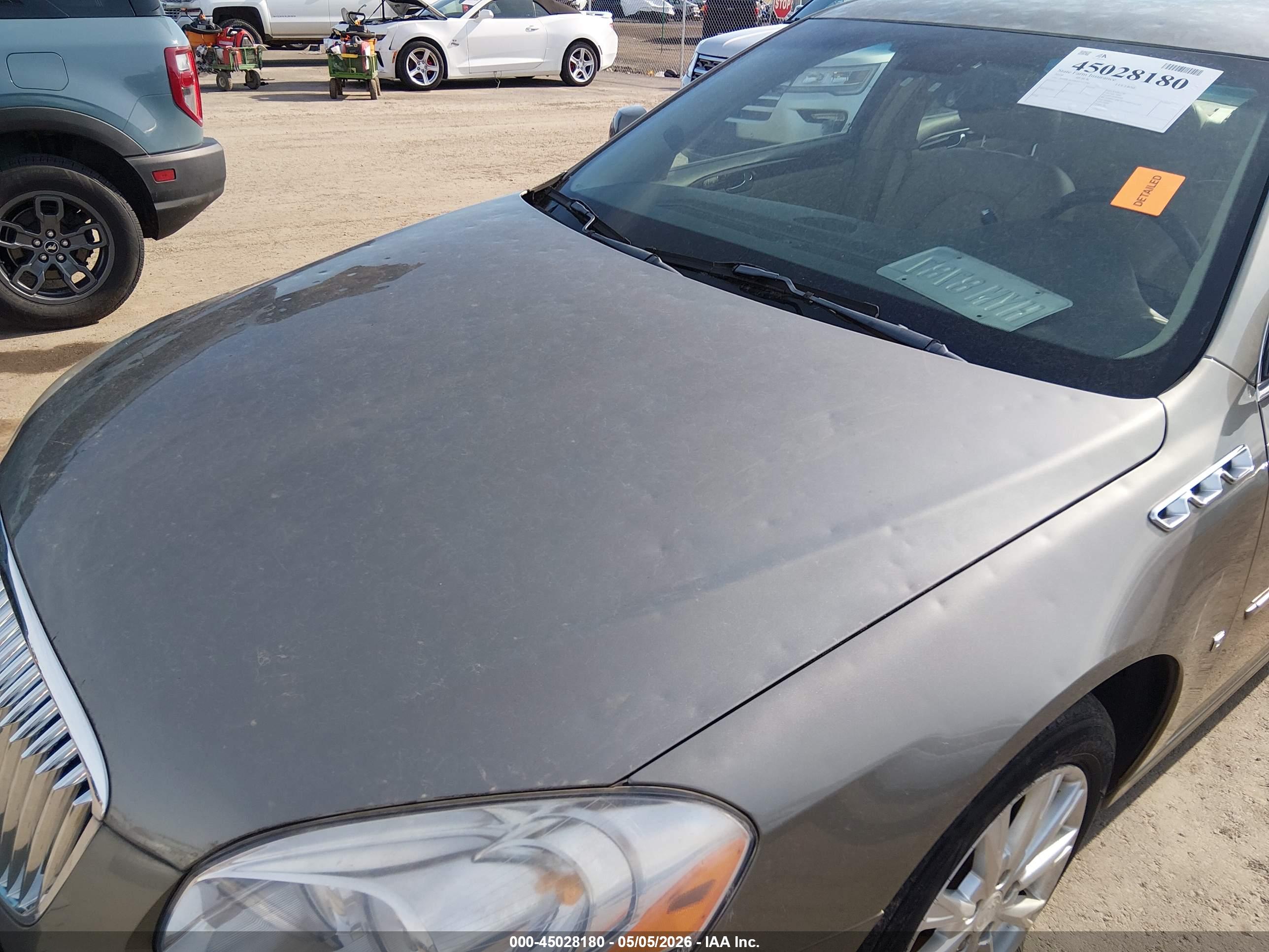 BUICK LUCERNE image 6