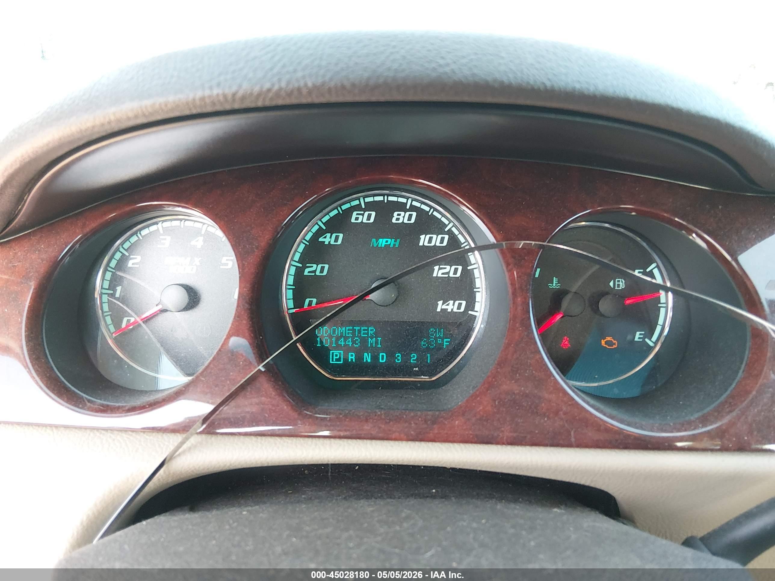 BUICK LUCERNE image 7