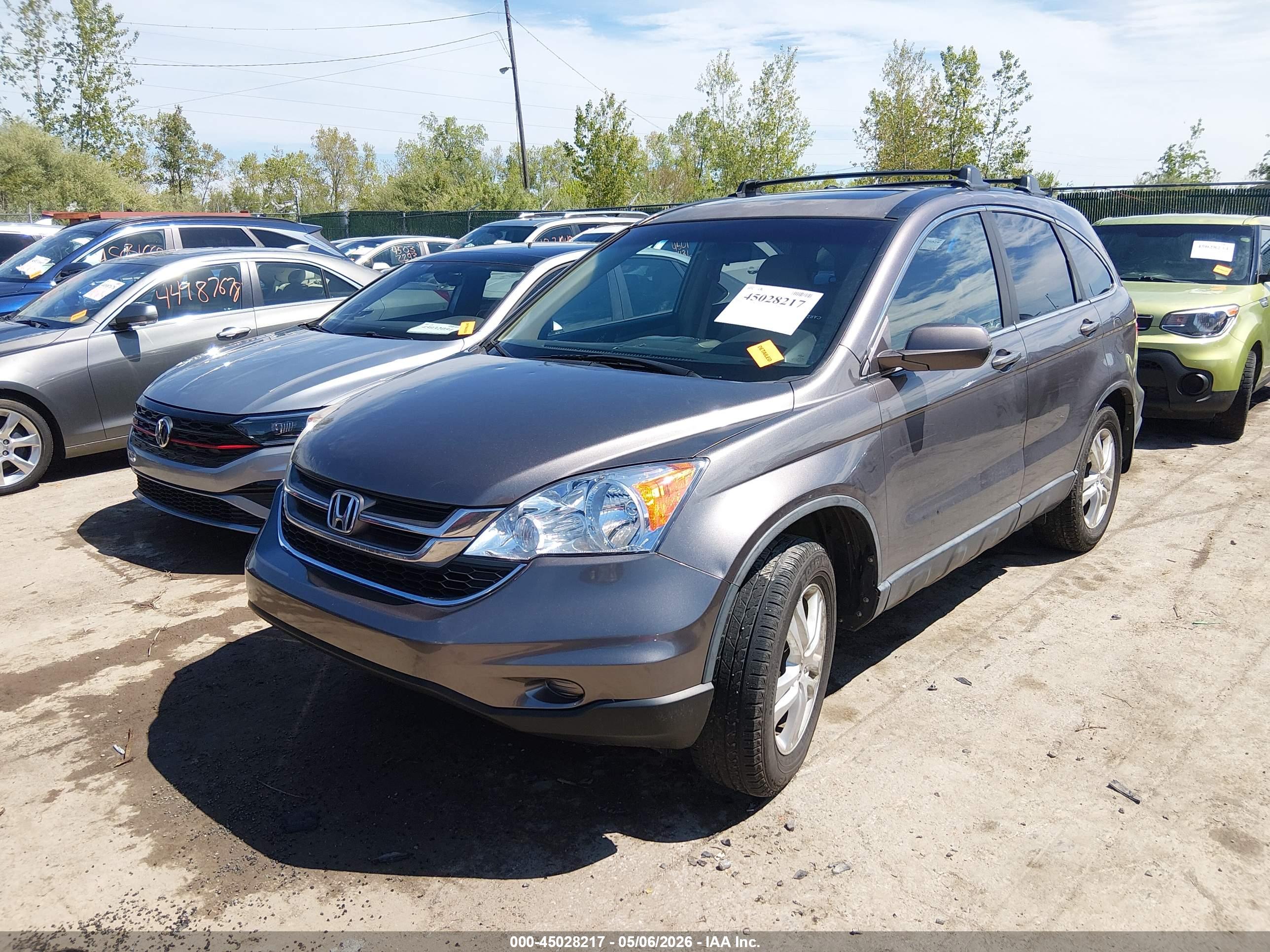 HONDA CR-V image 2