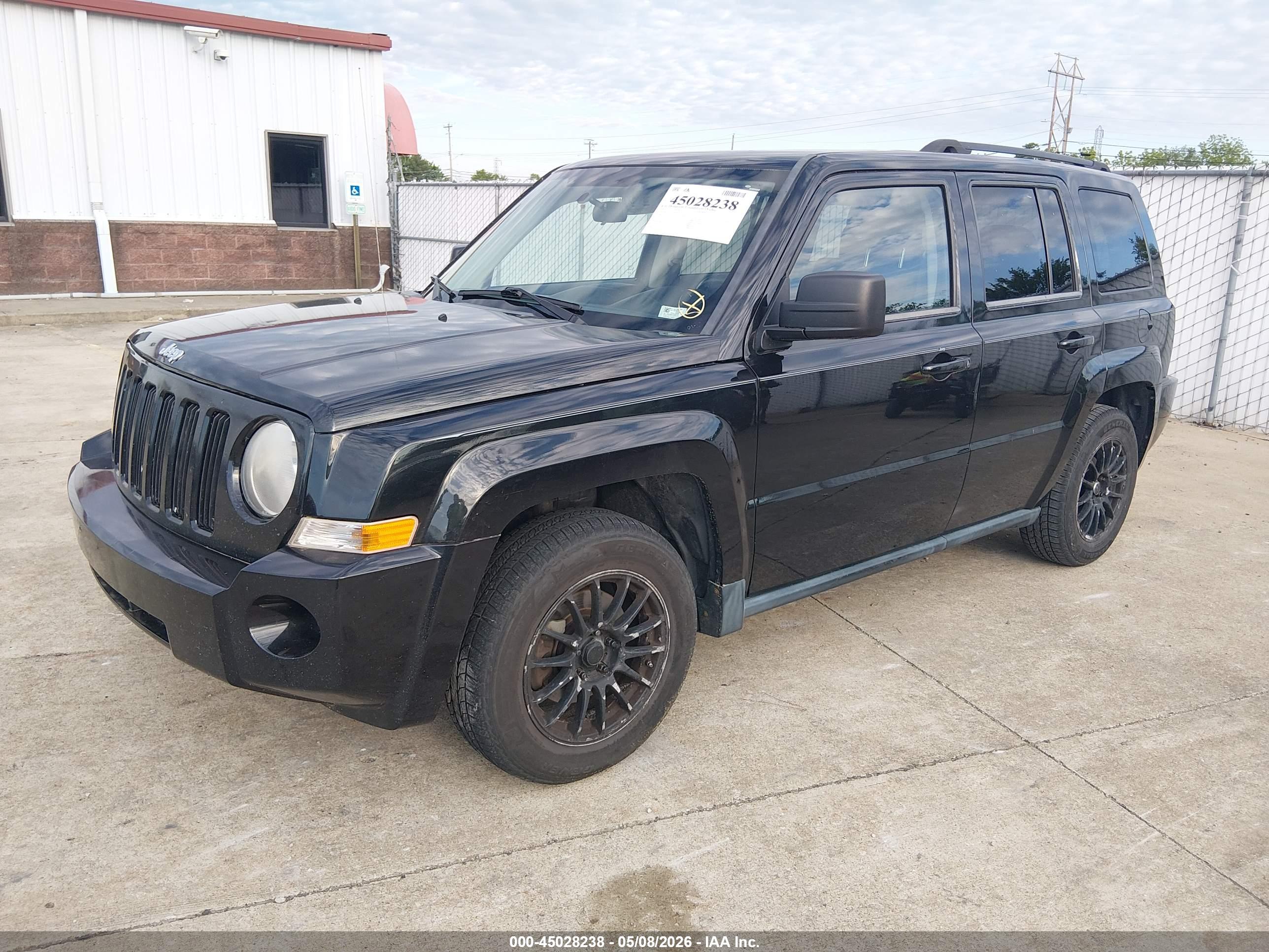 JEEP PATRIOT image 2