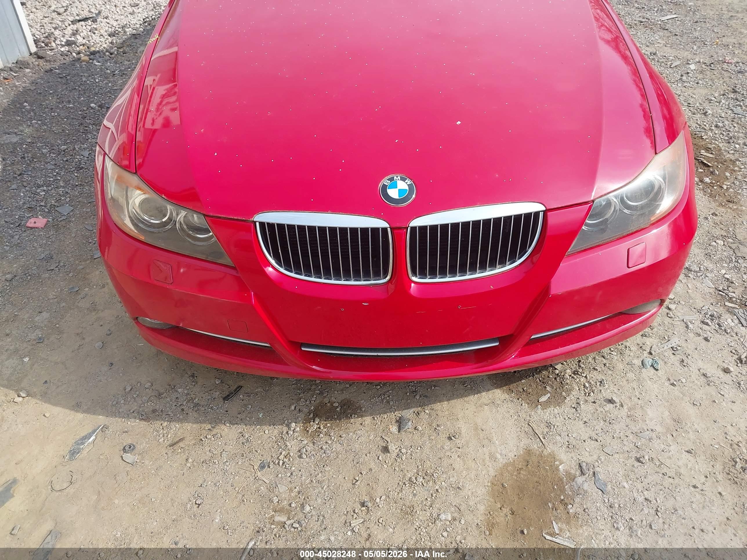 BMW 335XI image 6