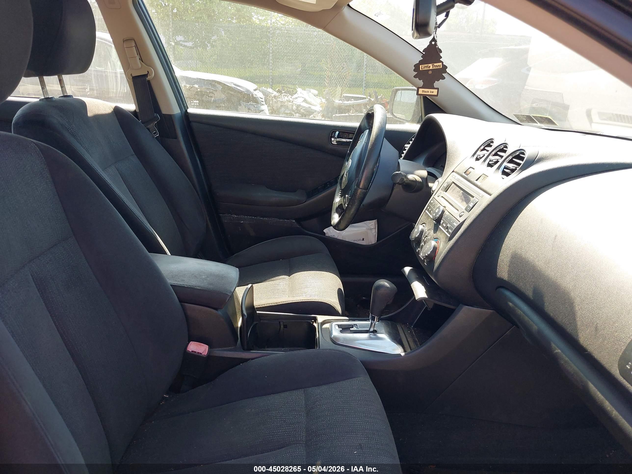 NISSAN ALTIMA image 5