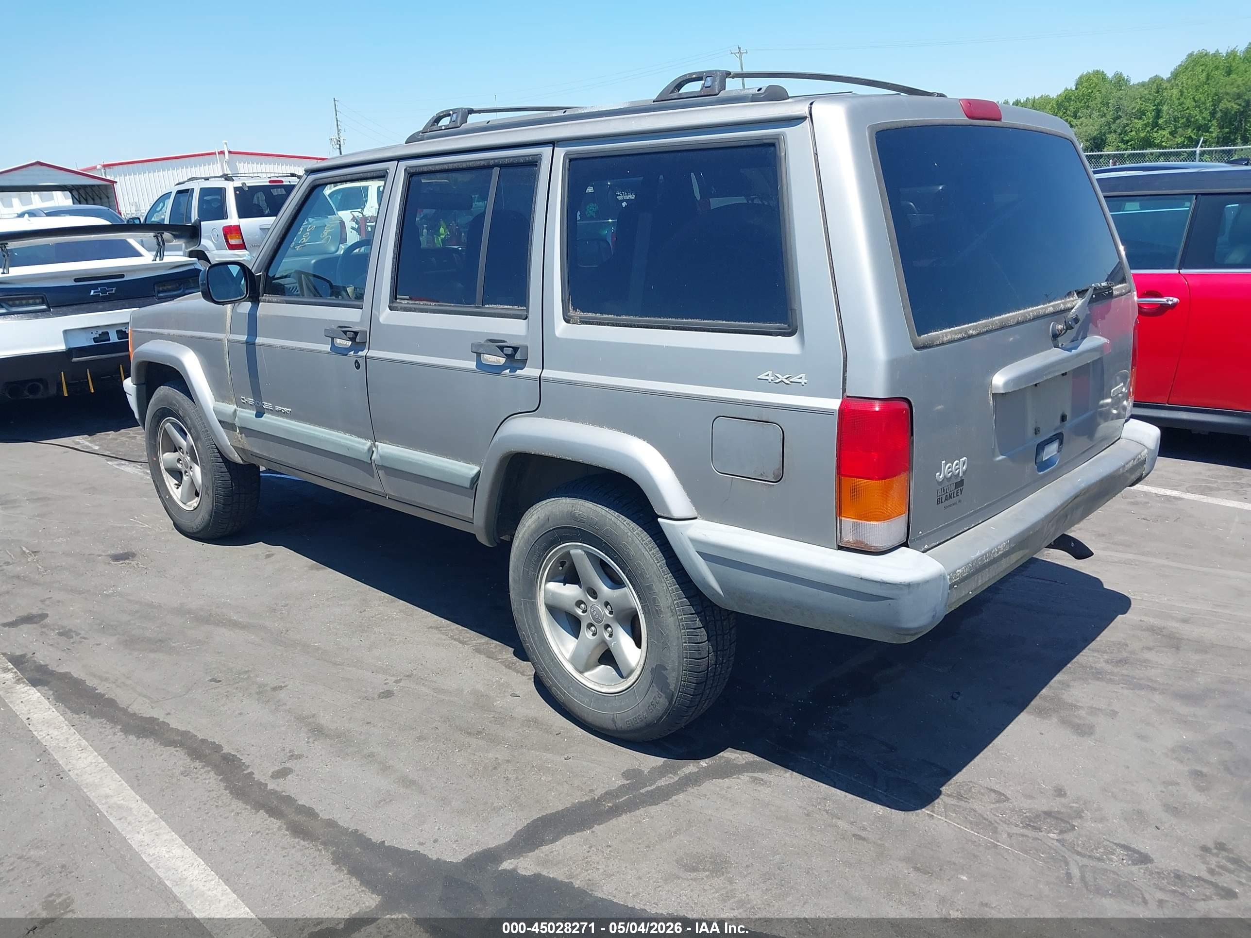 JEEP CHEROKEE image 3