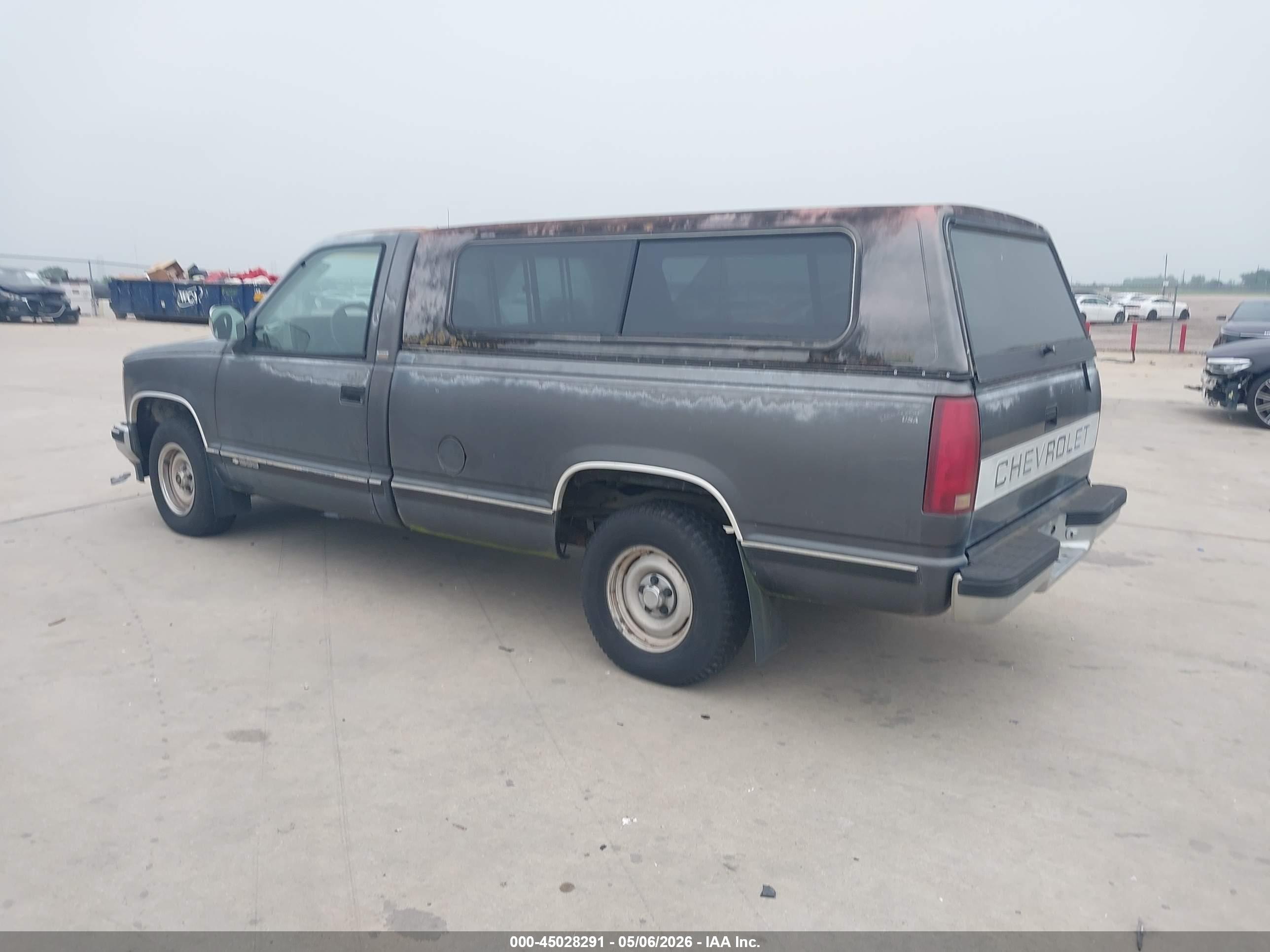 CHEVROLET GMT-400 image 3
