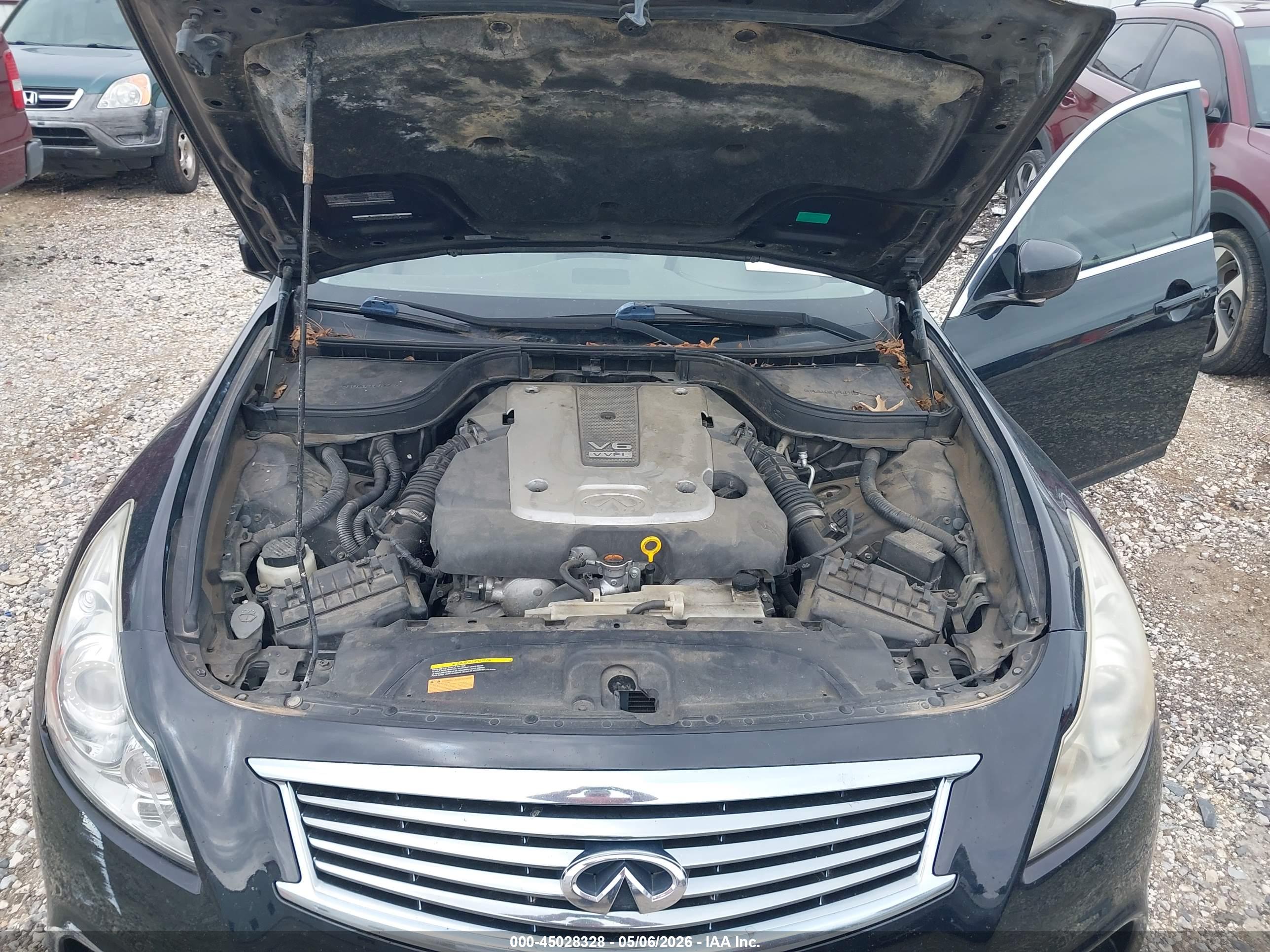 INFINITI G37 image 10
