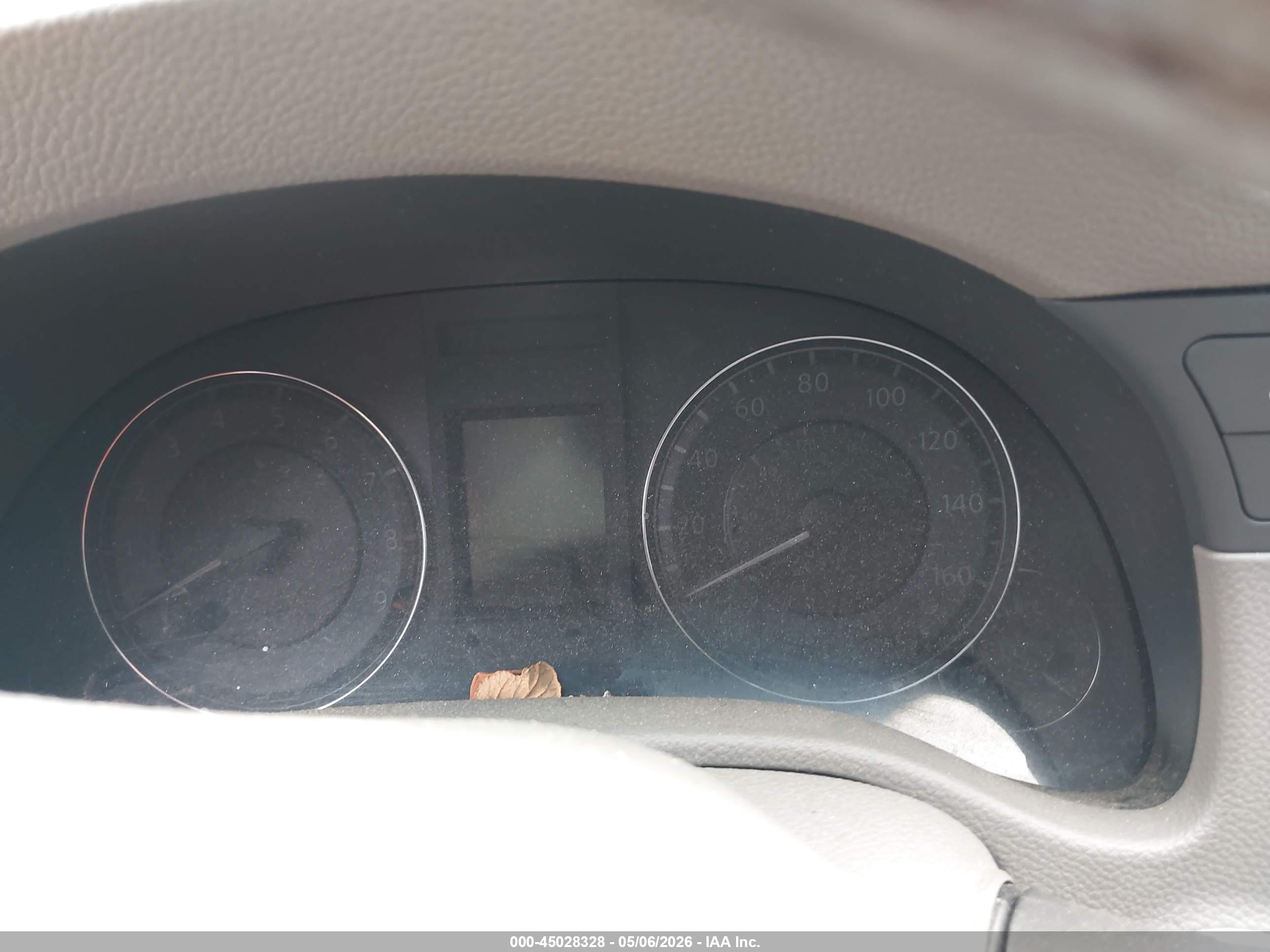 INFINITI G37 image 7