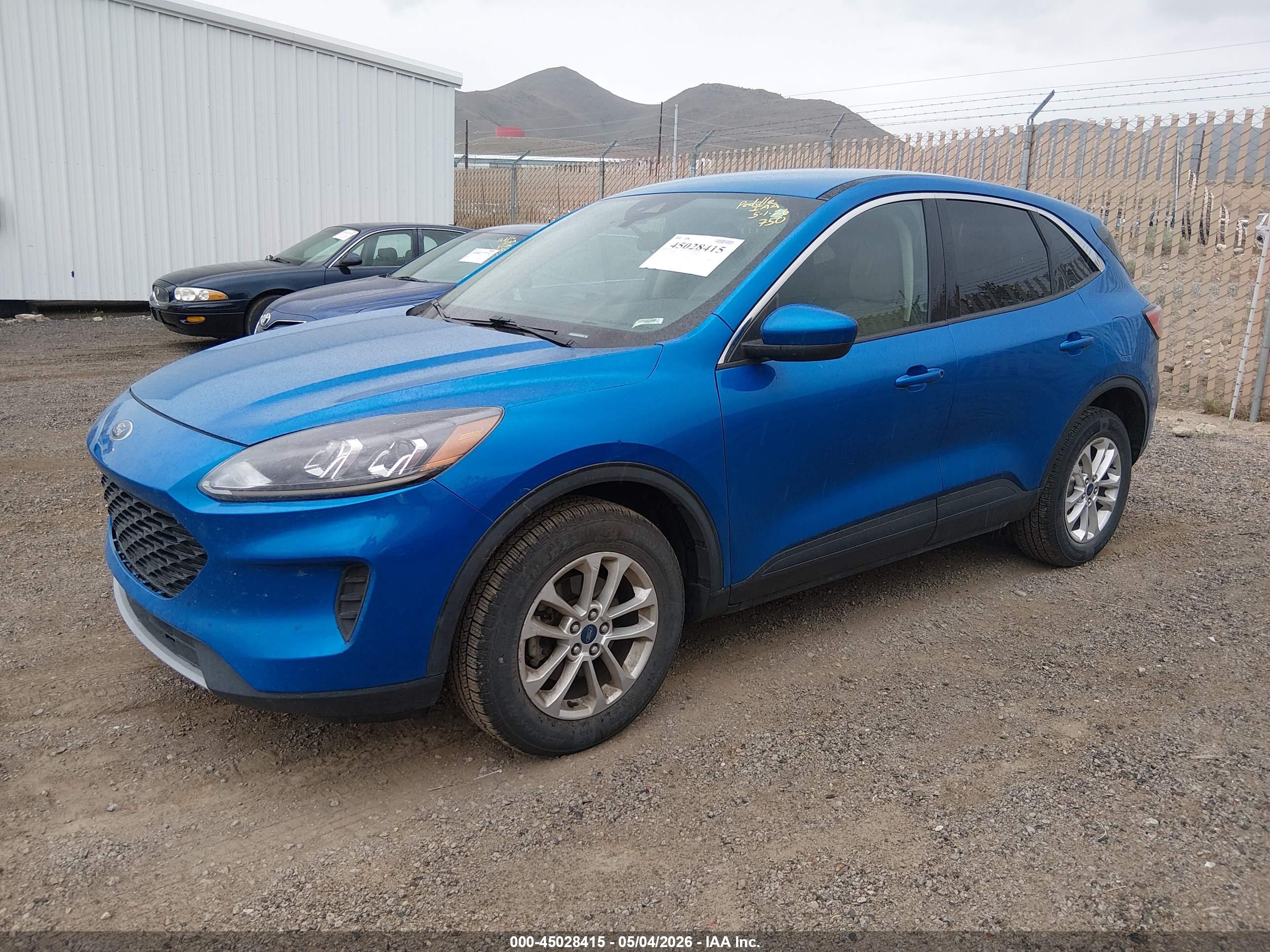 FORD ESCAPE image 2