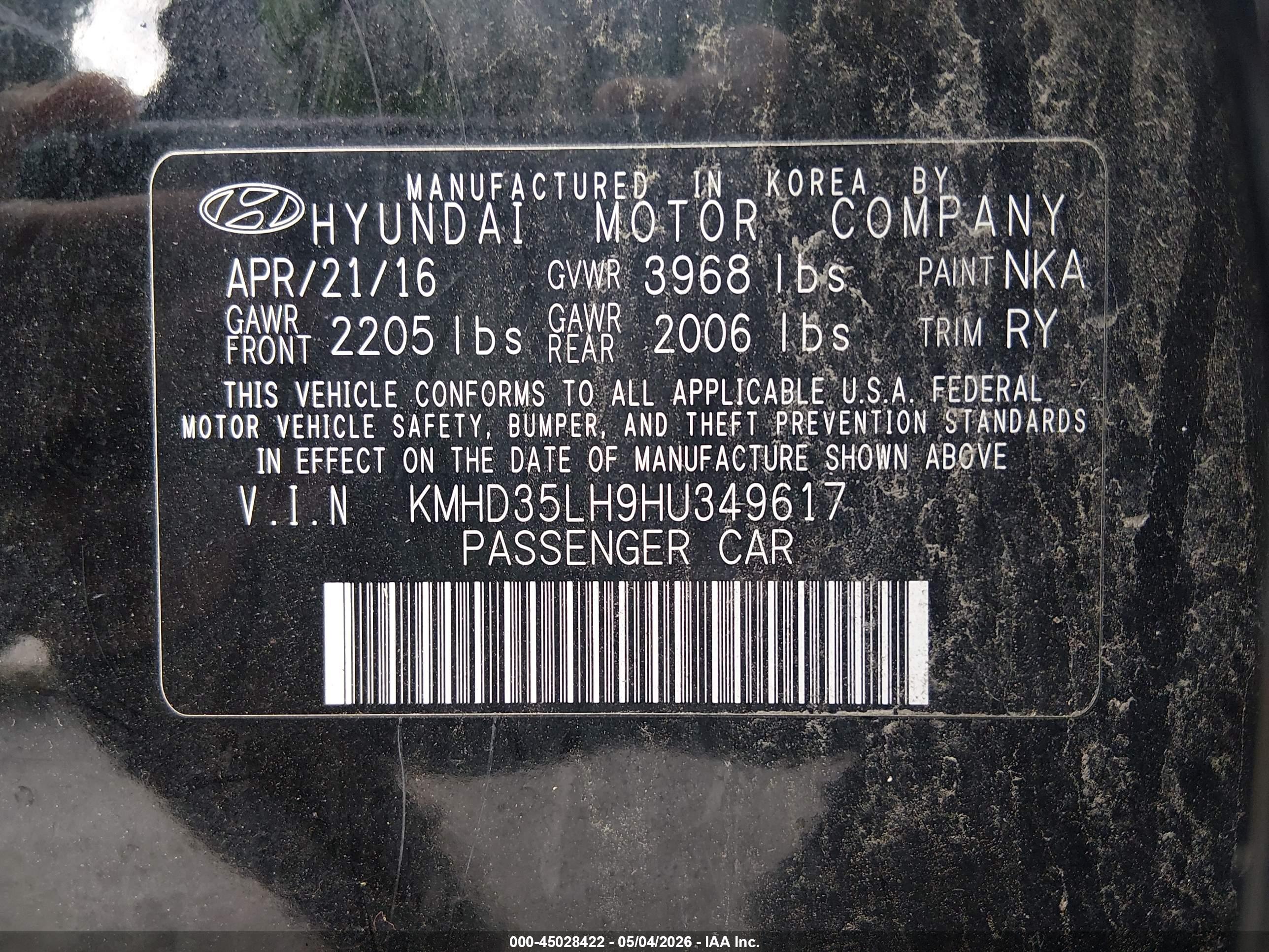 HYUNDAI ELANTRA image 9