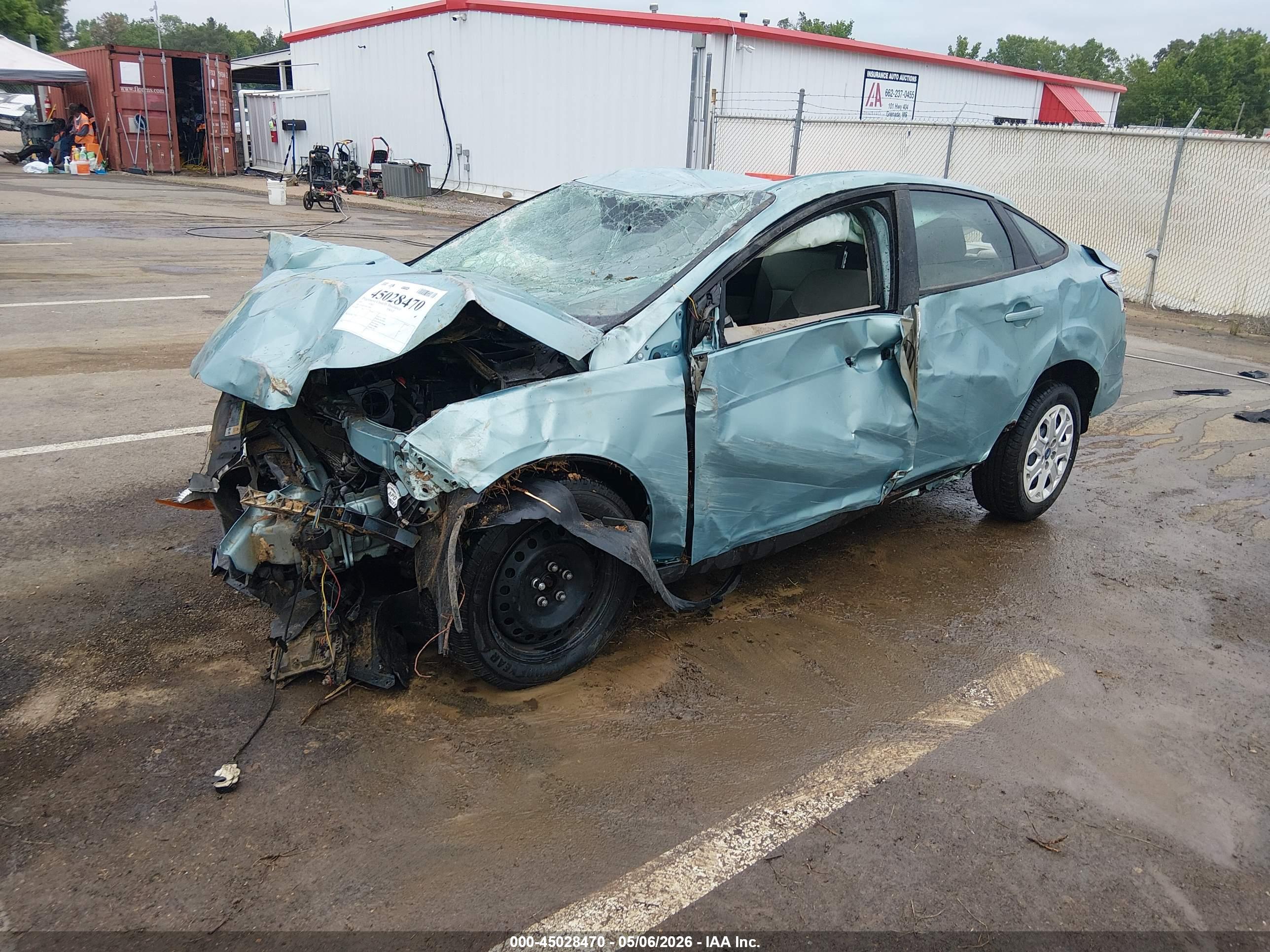 FORD FOCUS image 2