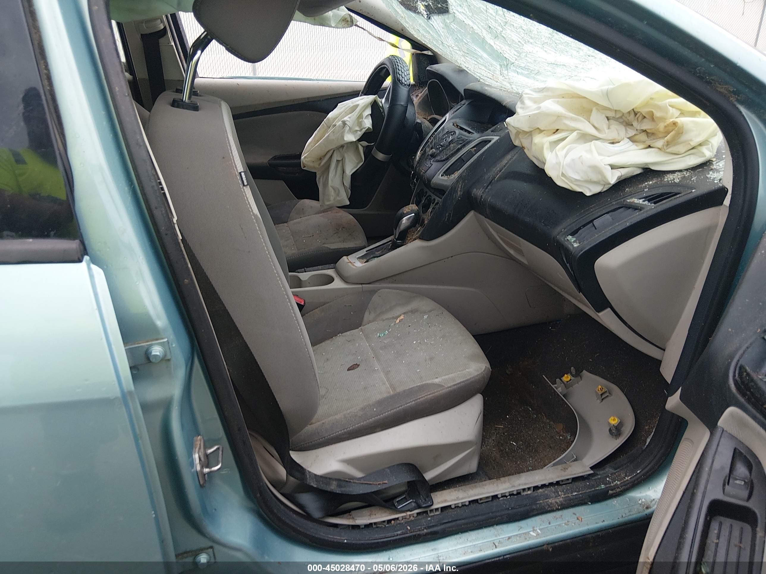 FORD FOCUS image 5