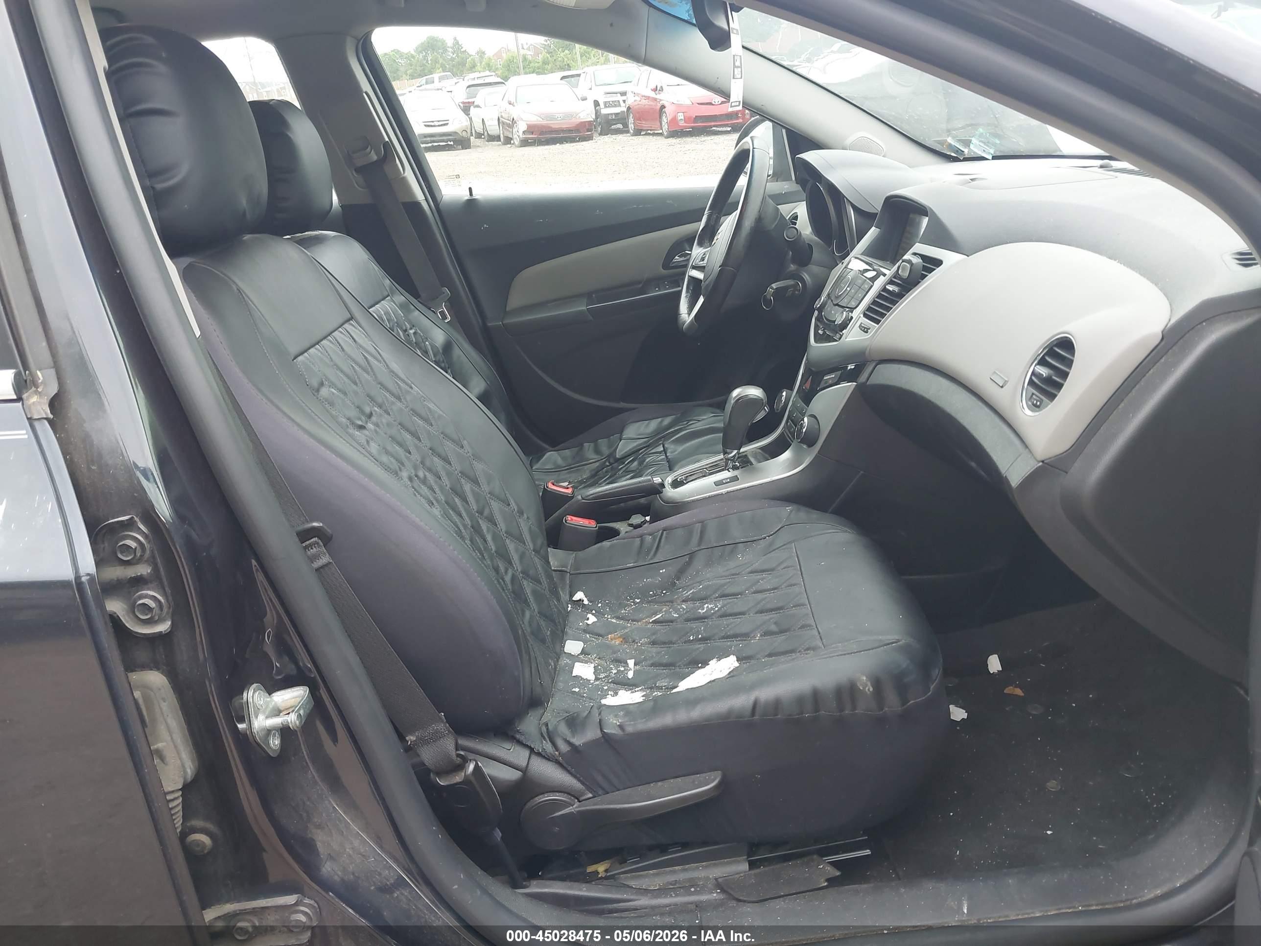 CHEVROLET CRUZE image 5