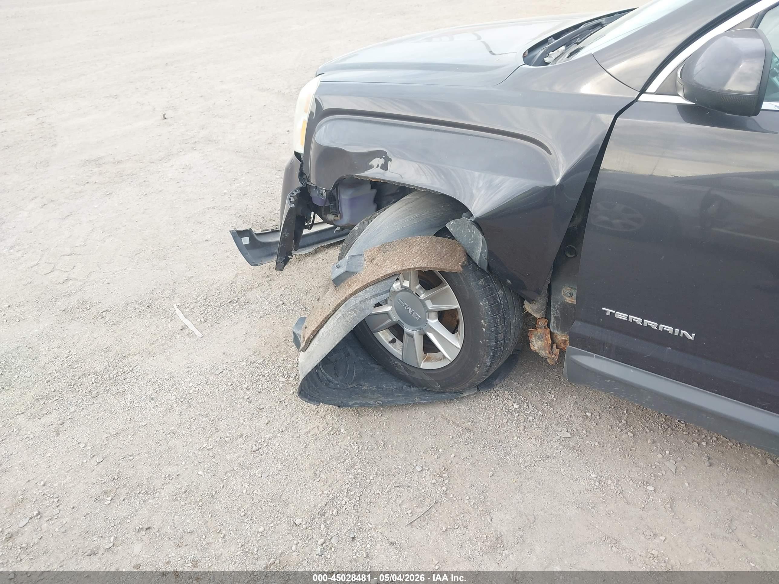GMC TERRAIN image 6