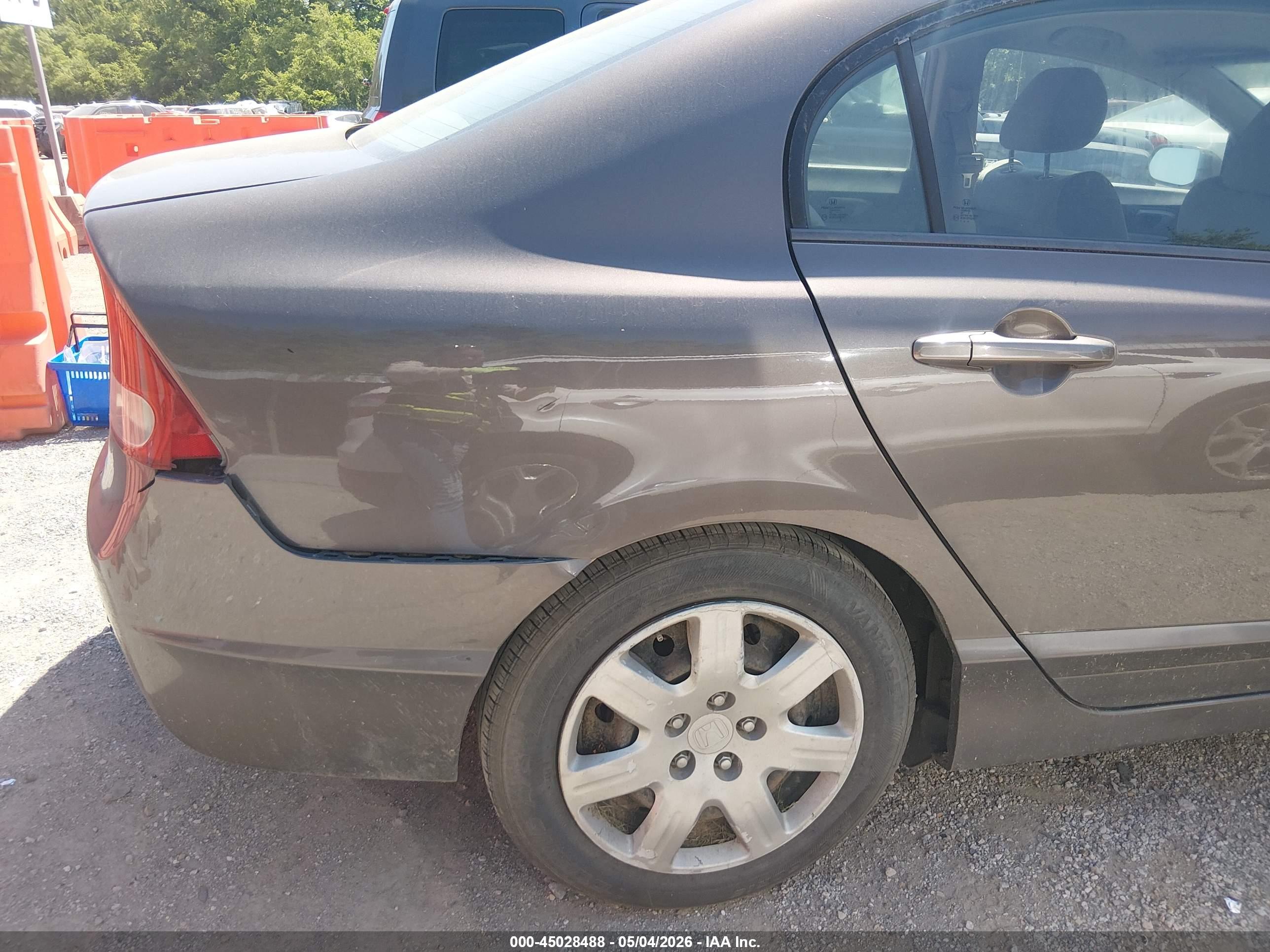 HONDA CIVIC image 6