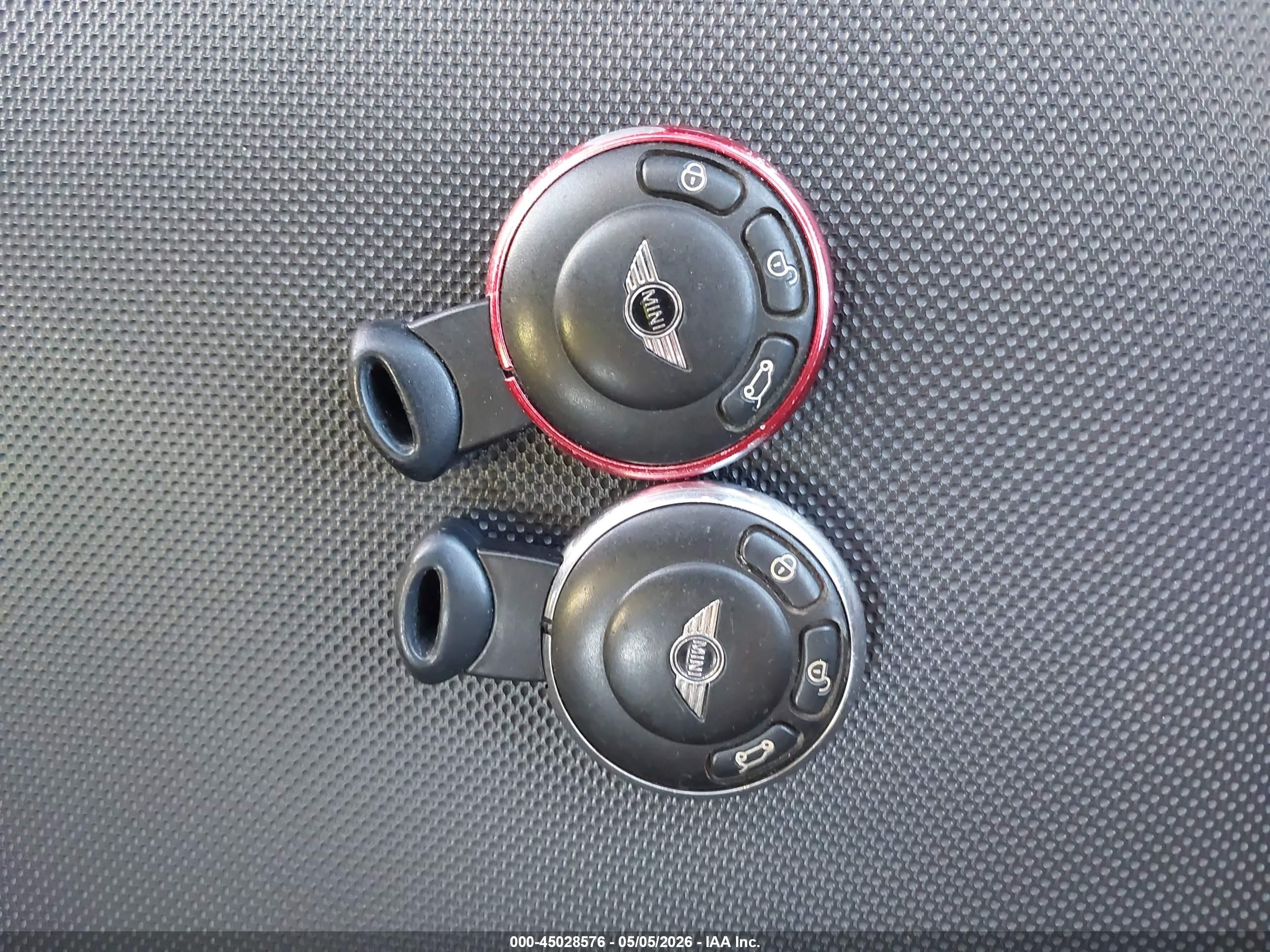 MINI COUNTRYMAN image 11