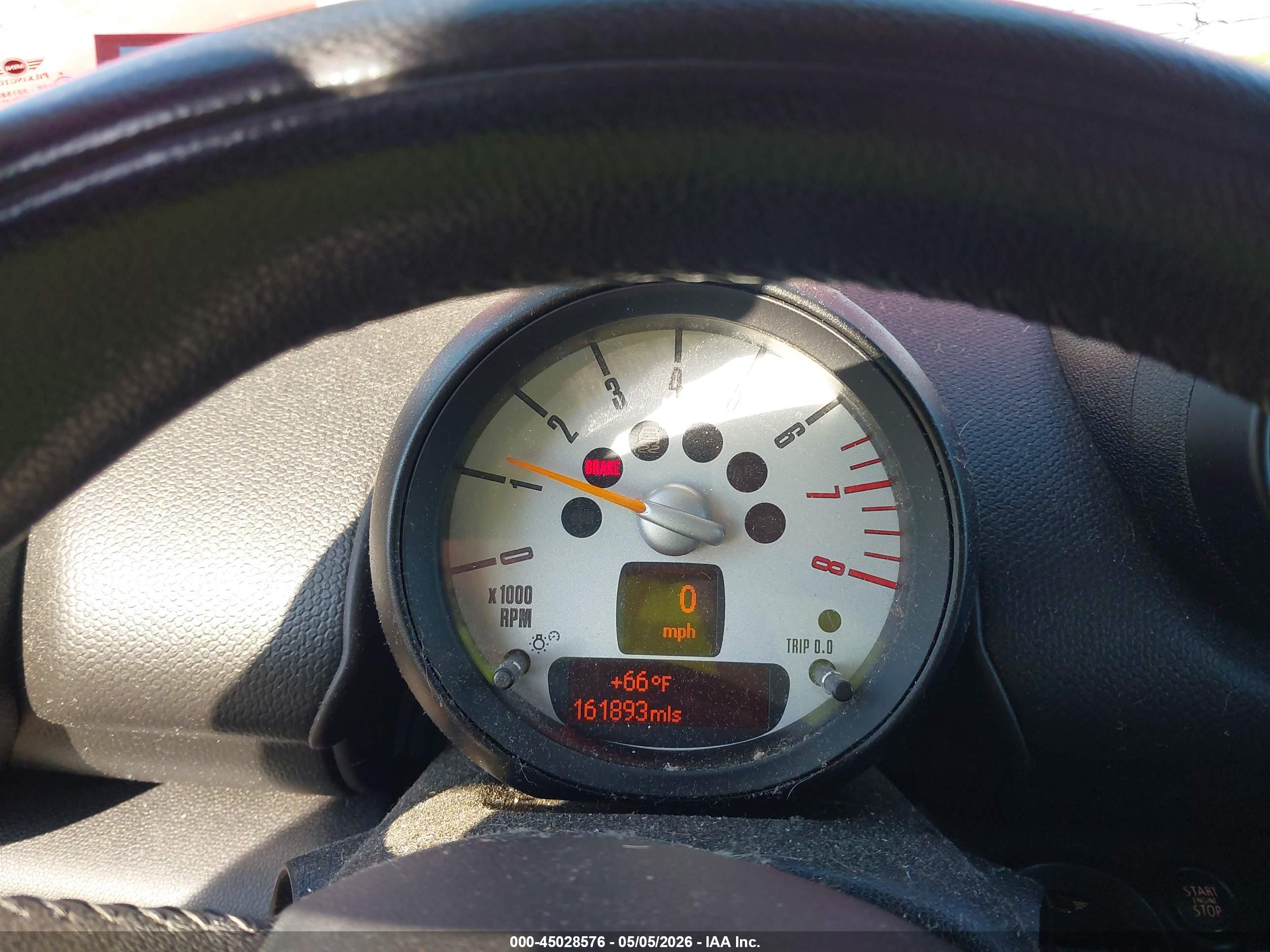 MINI COUNTRYMAN image 7