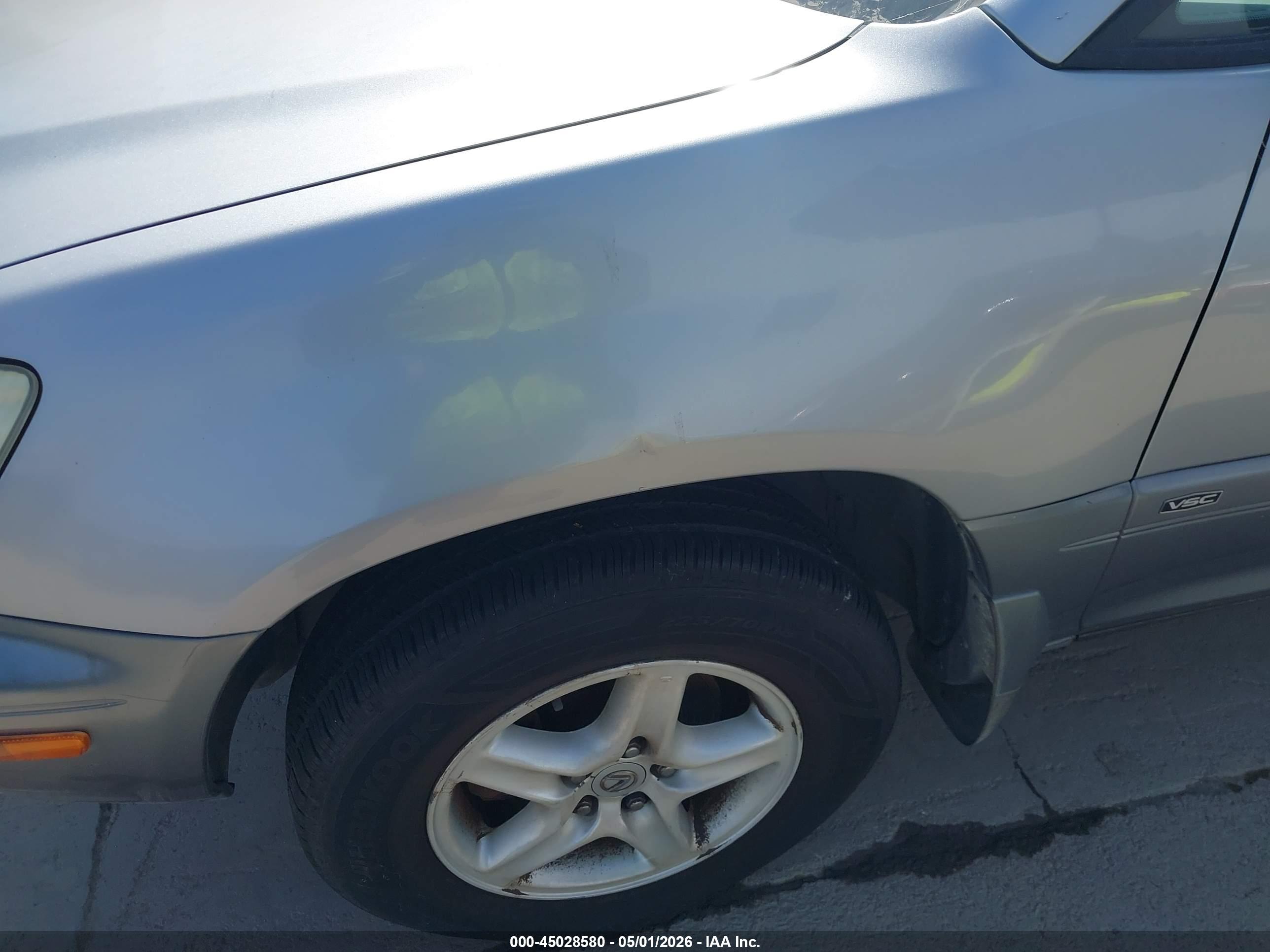 LEXUS RX image 6