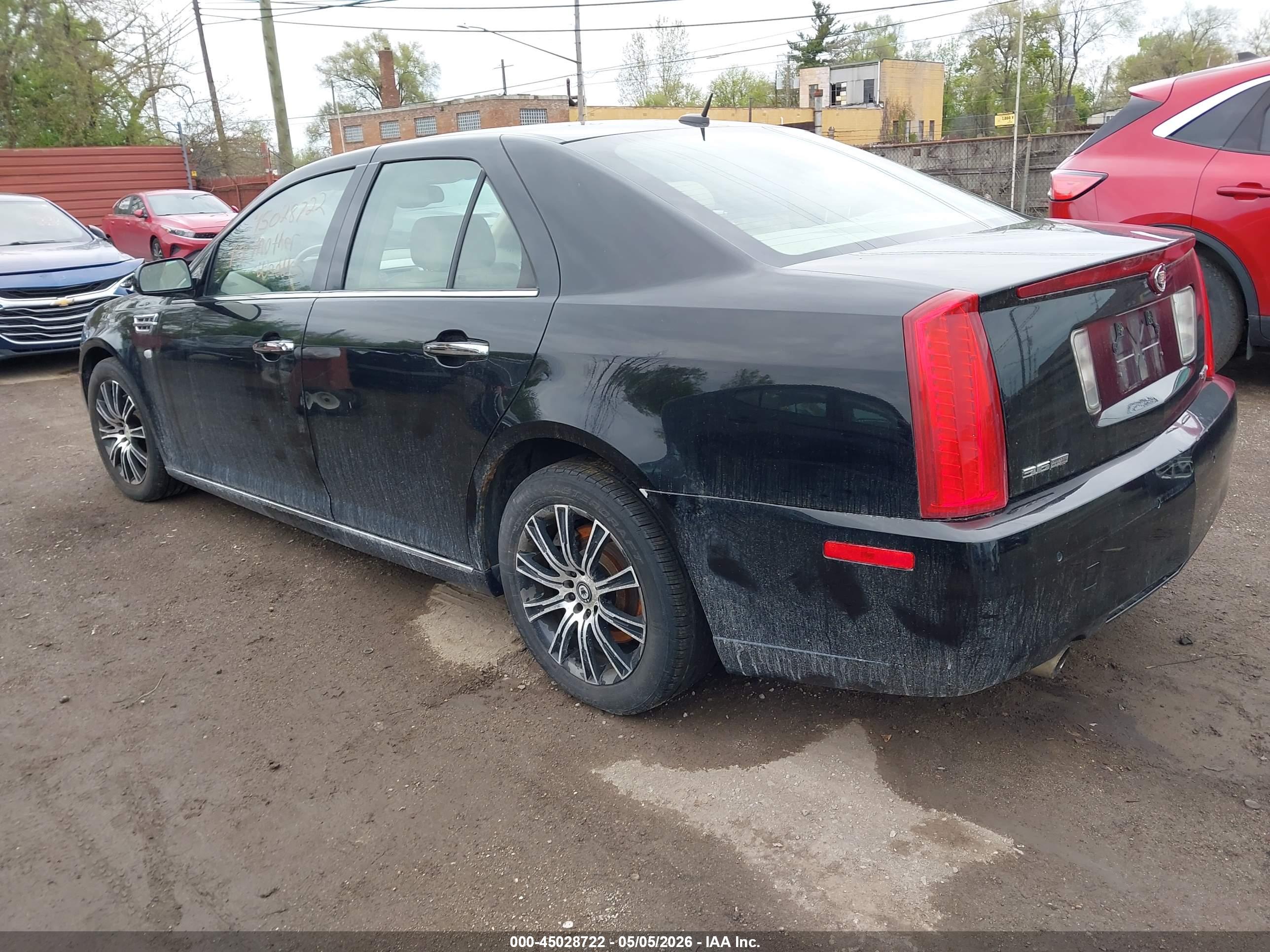 CADILLAC STS image 3