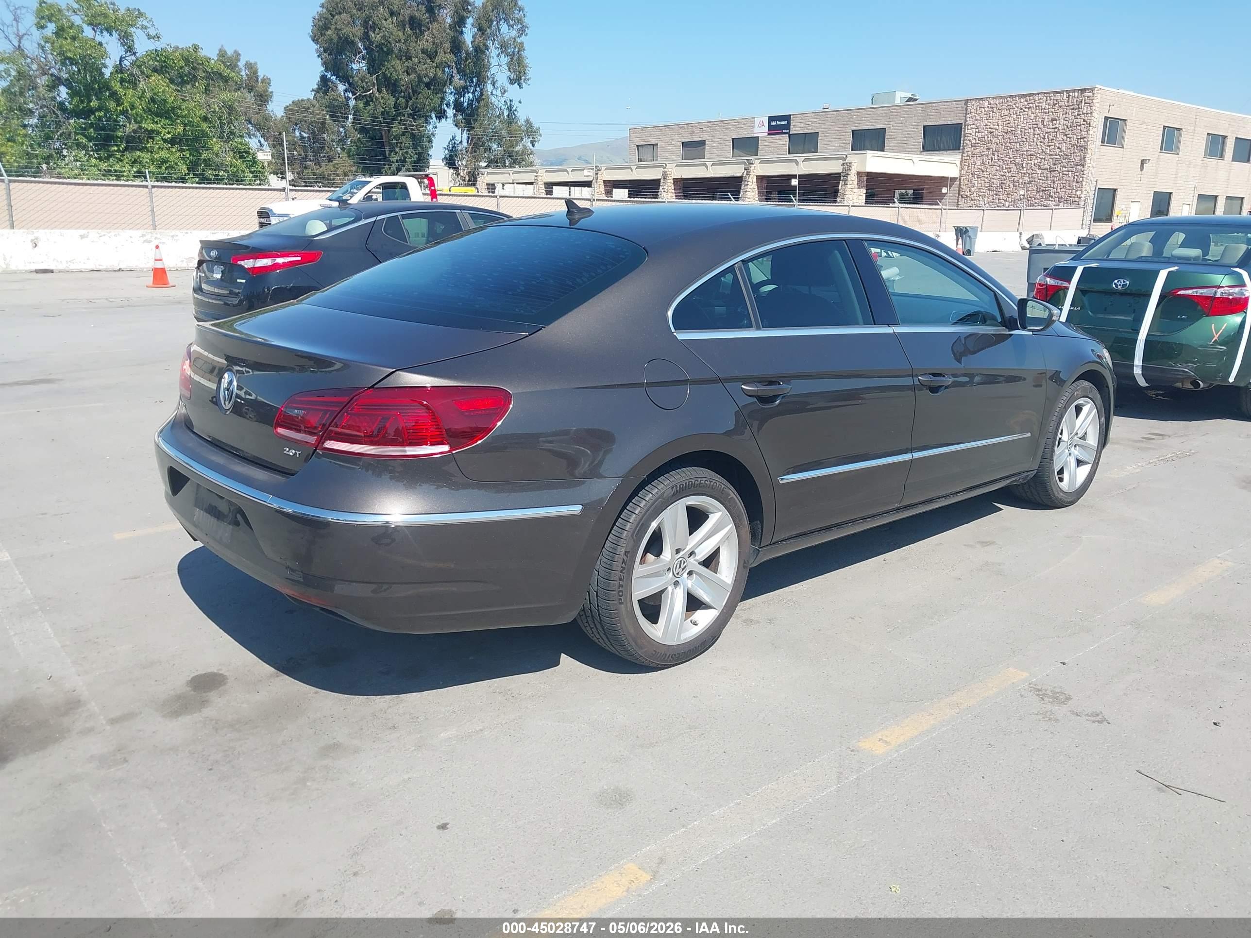 VOLKSWAGEN CC image 4