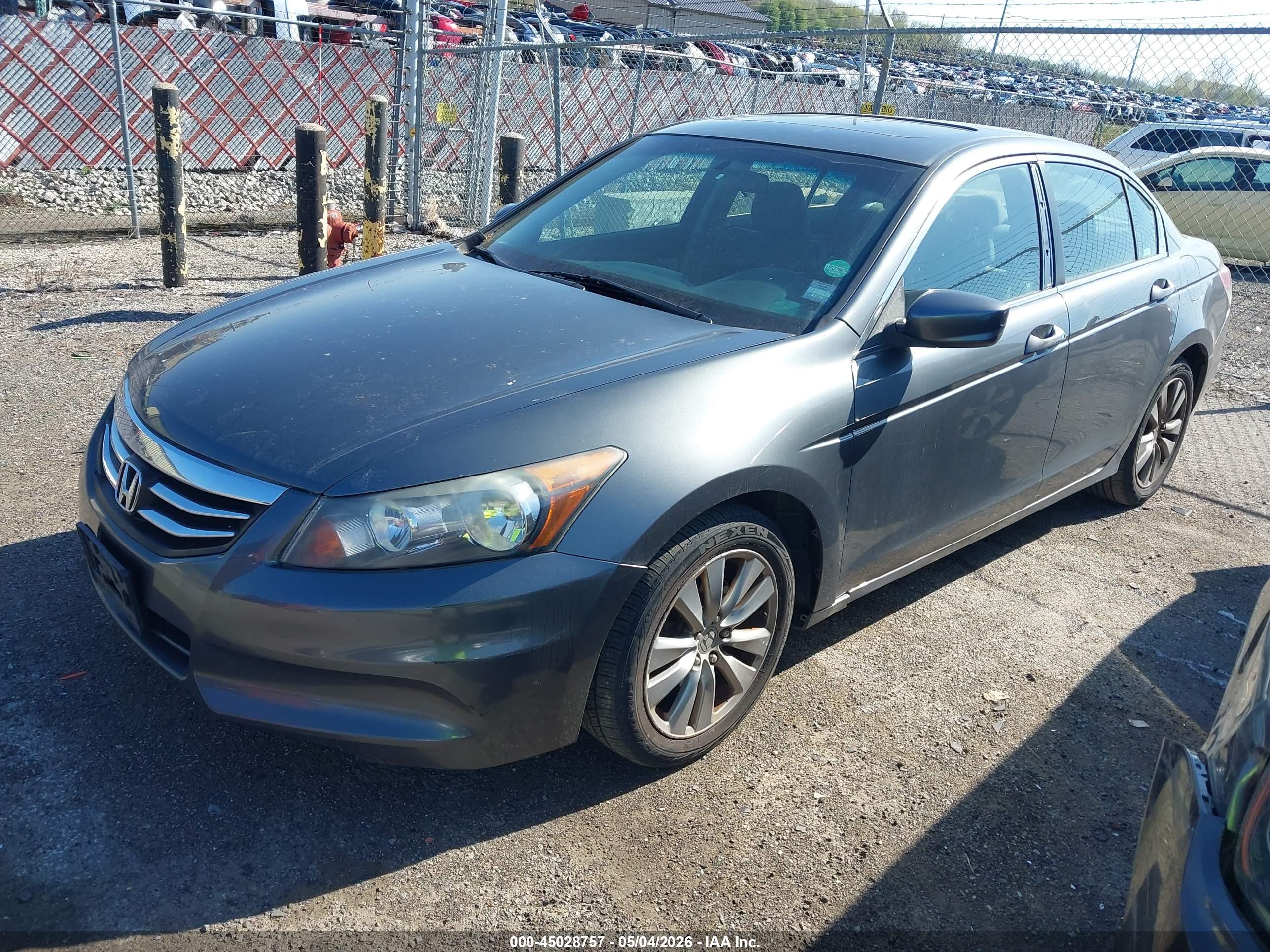 HONDA ACCORD image 2