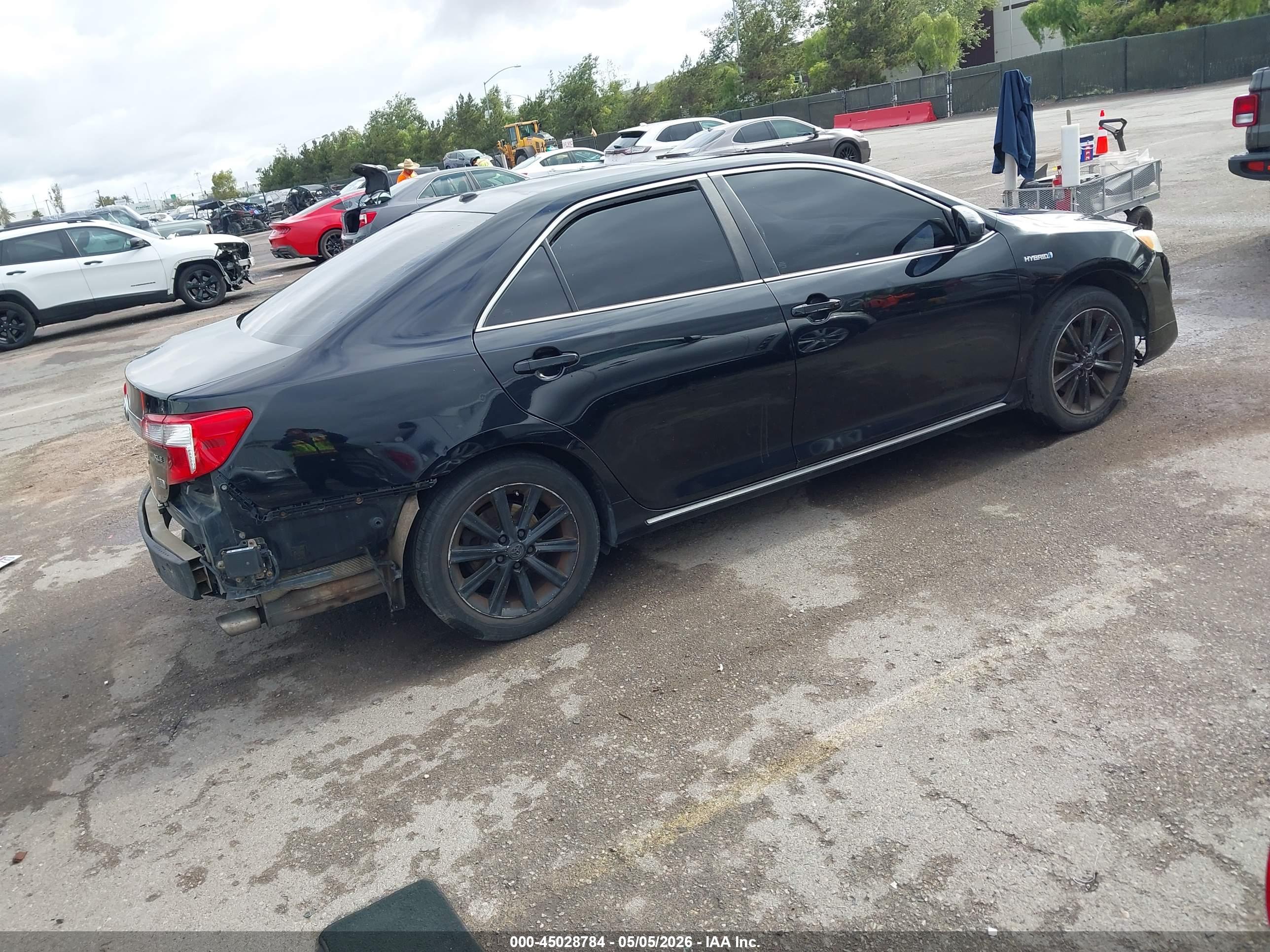 TOYOTA CAMRY image 4