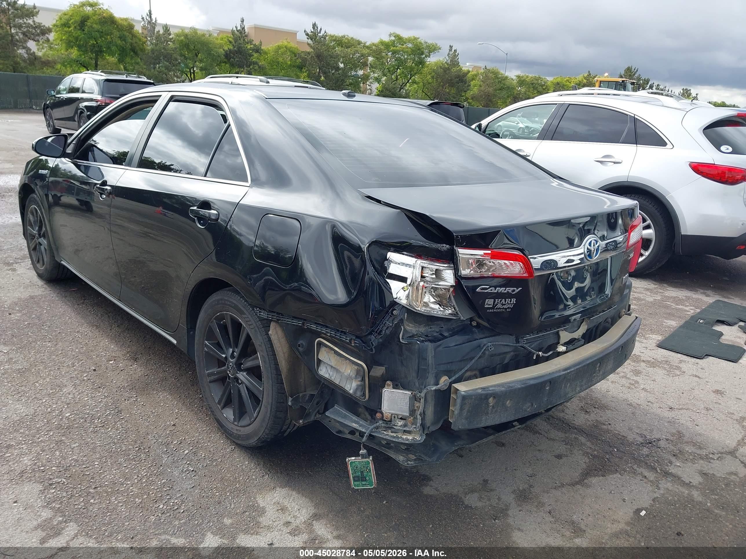 TOYOTA CAMRY image 6