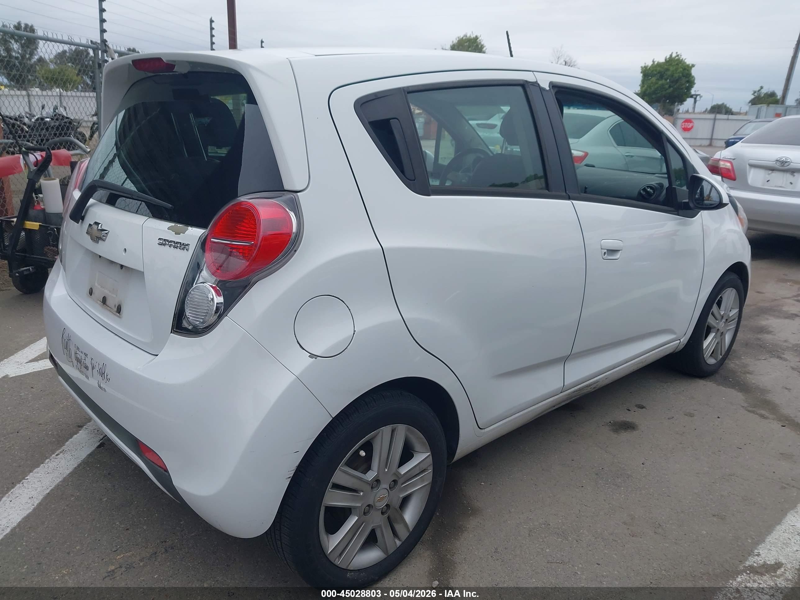 CHEVROLET SPARK image 4