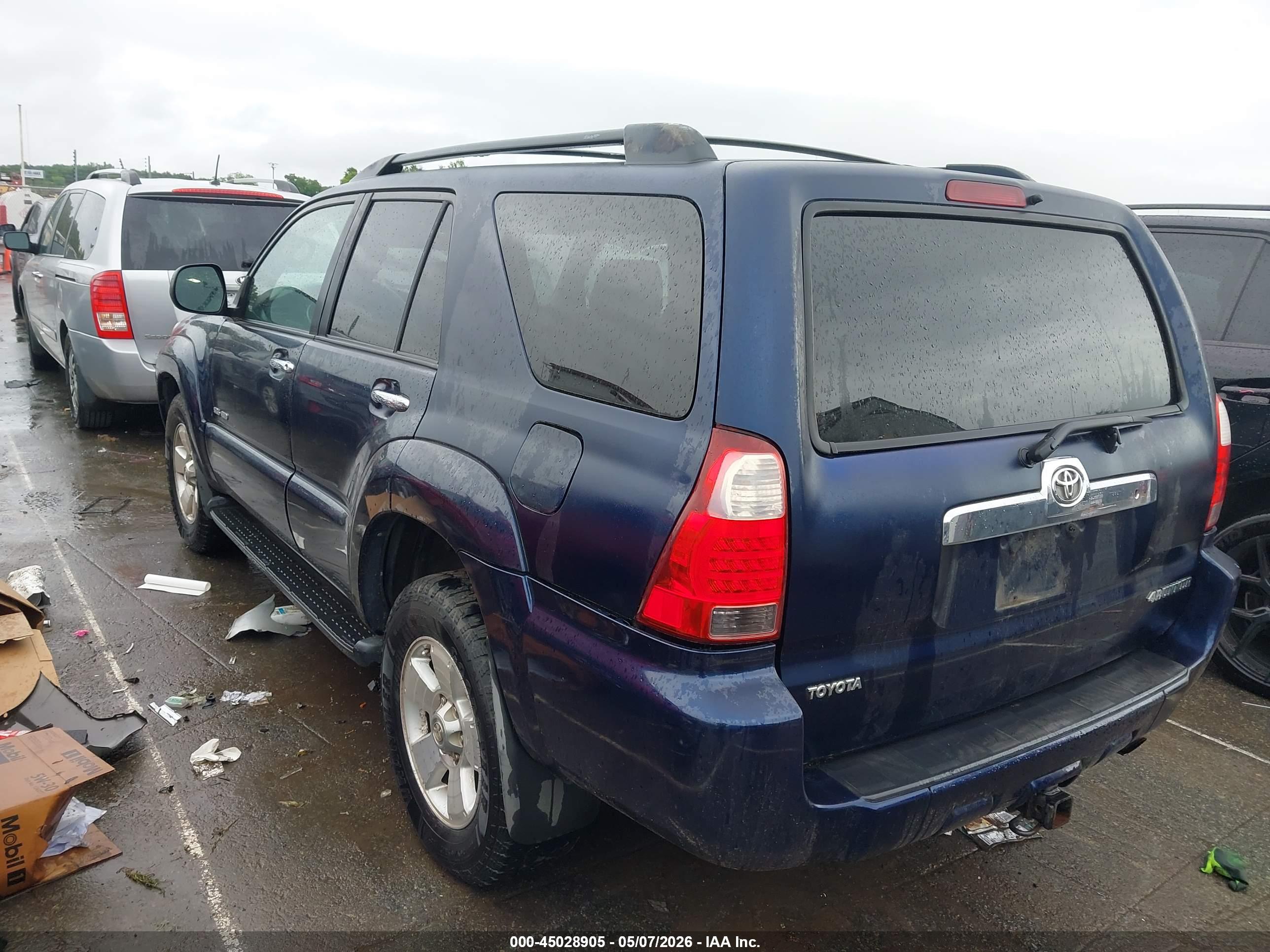 TOYOTA 4RUNNER image 3