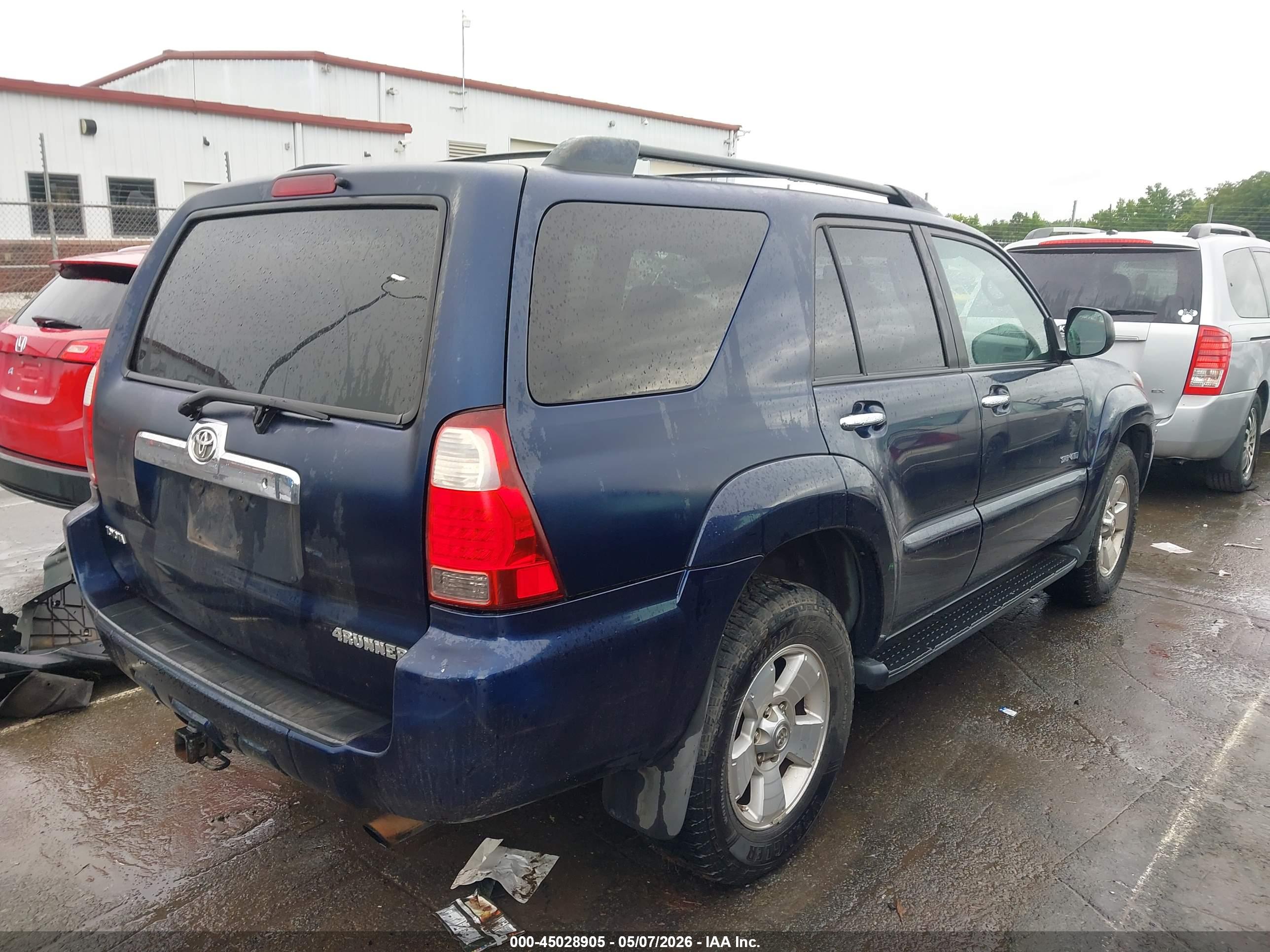 TOYOTA 4RUNNER image 4