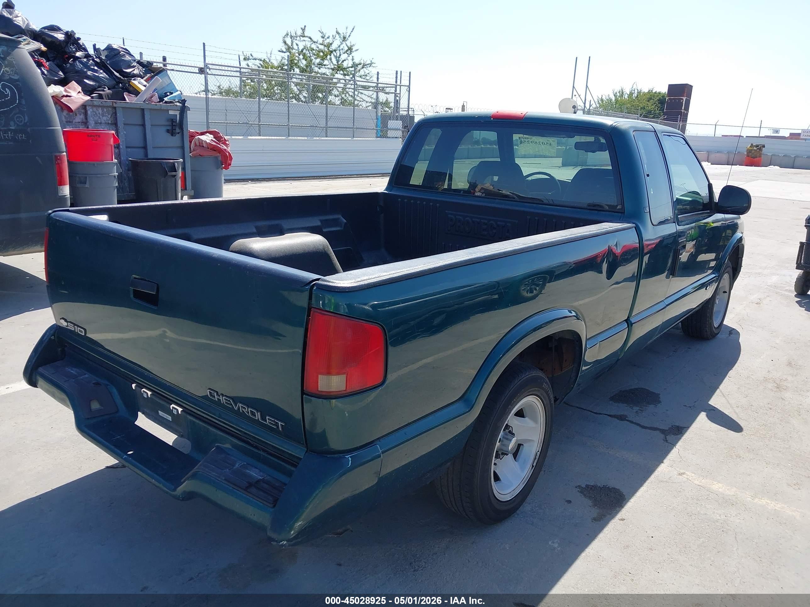 CHEVROLET S-10 image 6