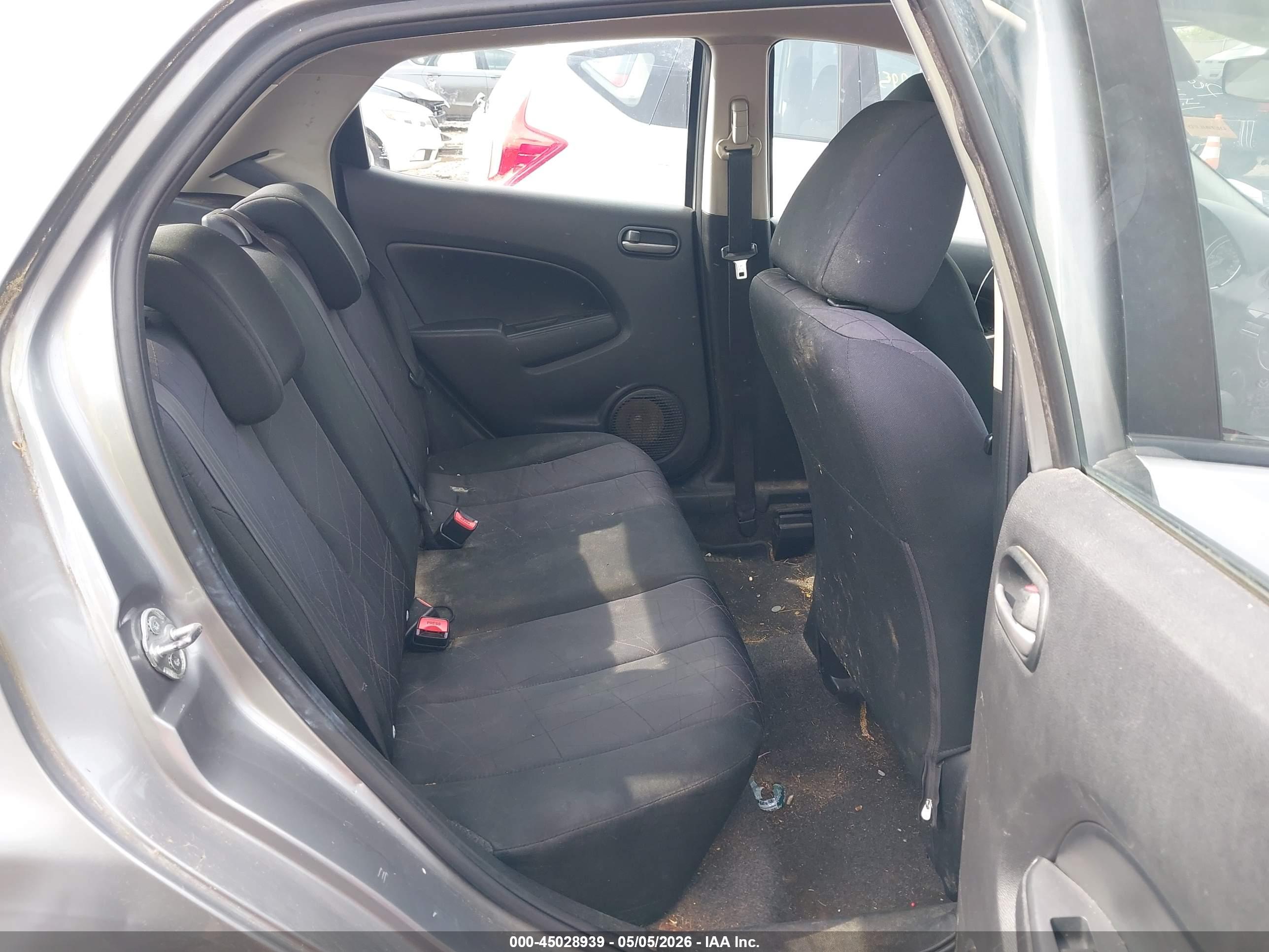 MAZDA MAZDA2 image 8