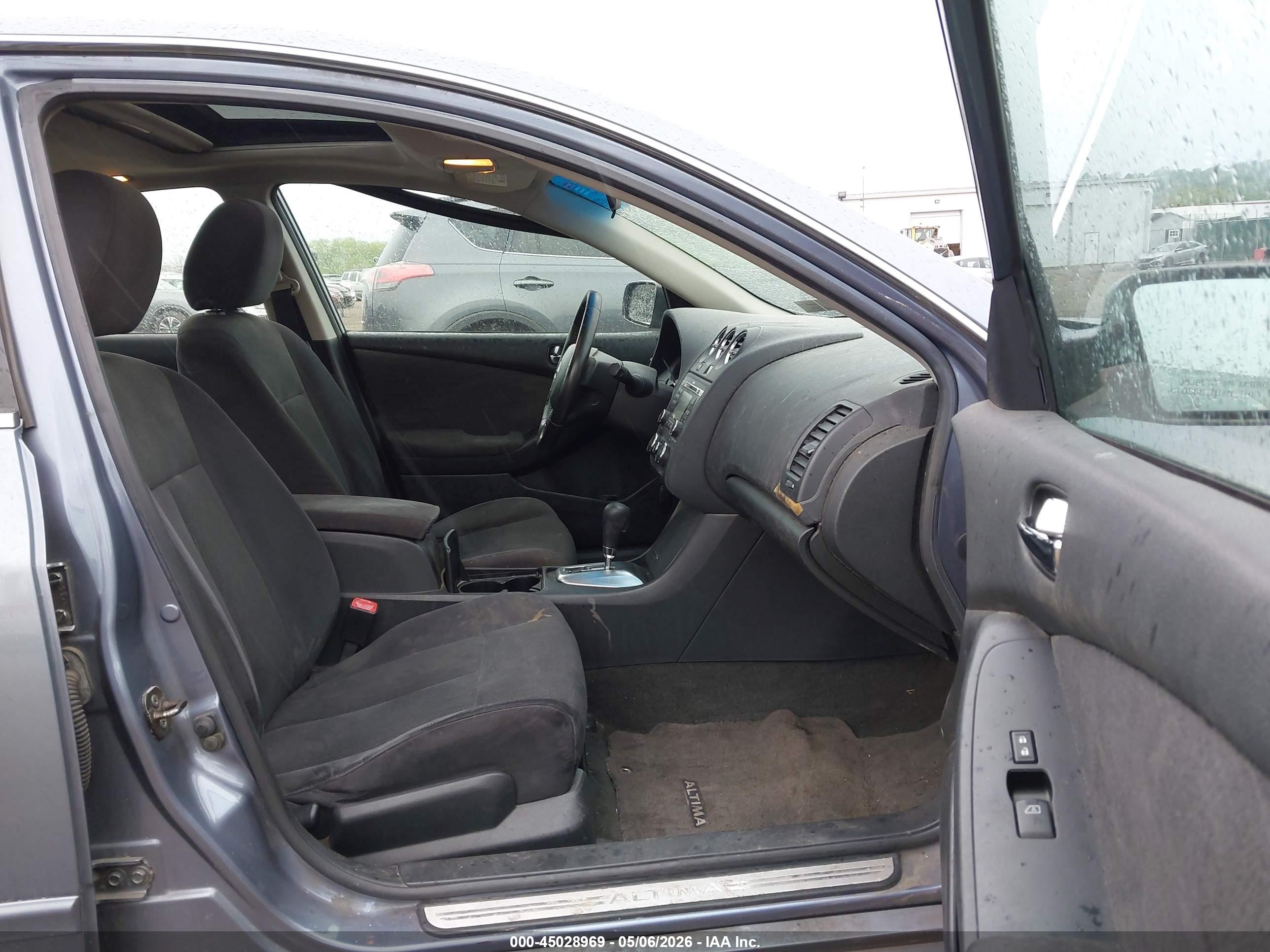 NISSAN ALTIMA image 5