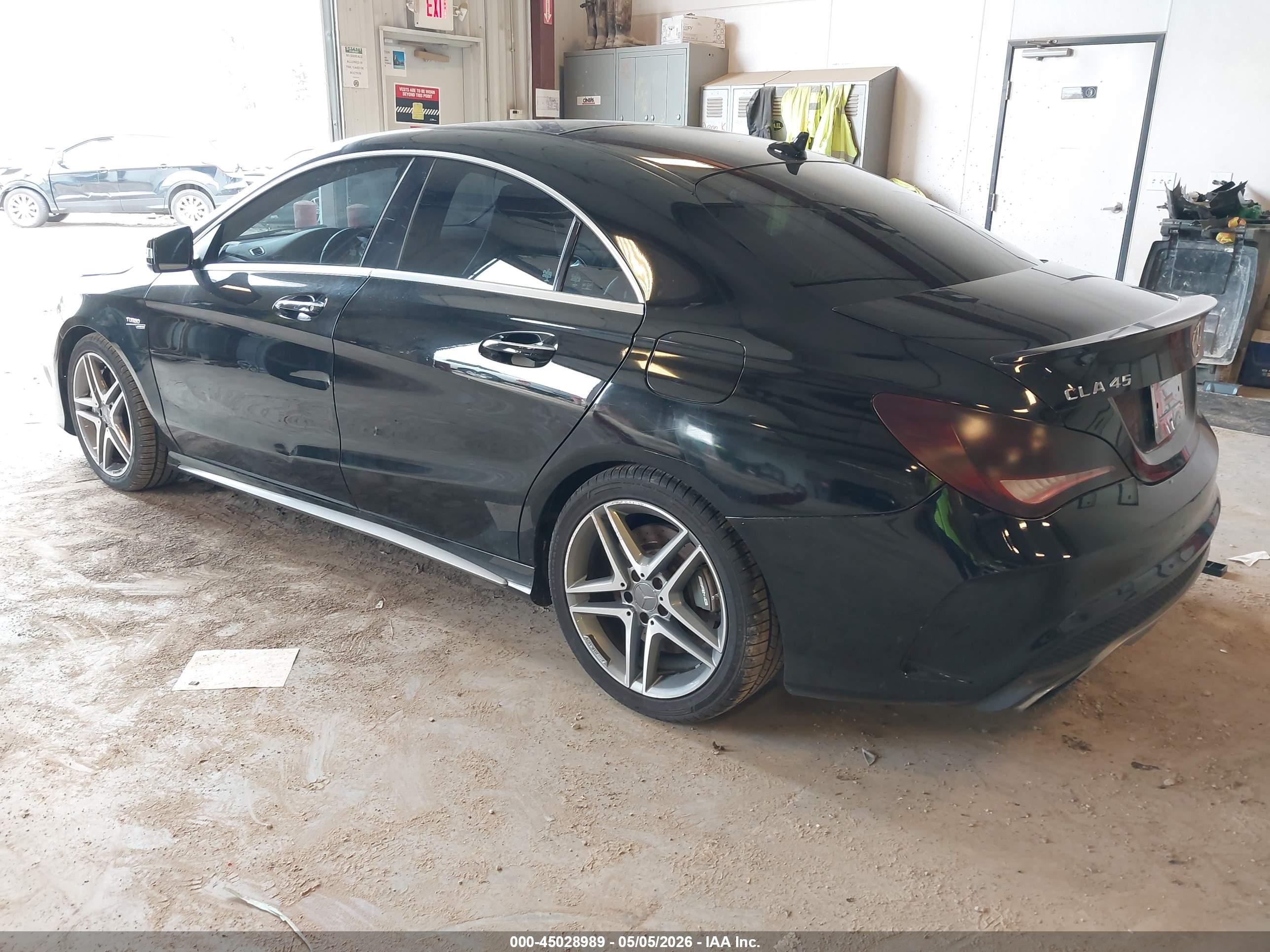 MERCEDES-BENZ CLA image 3
