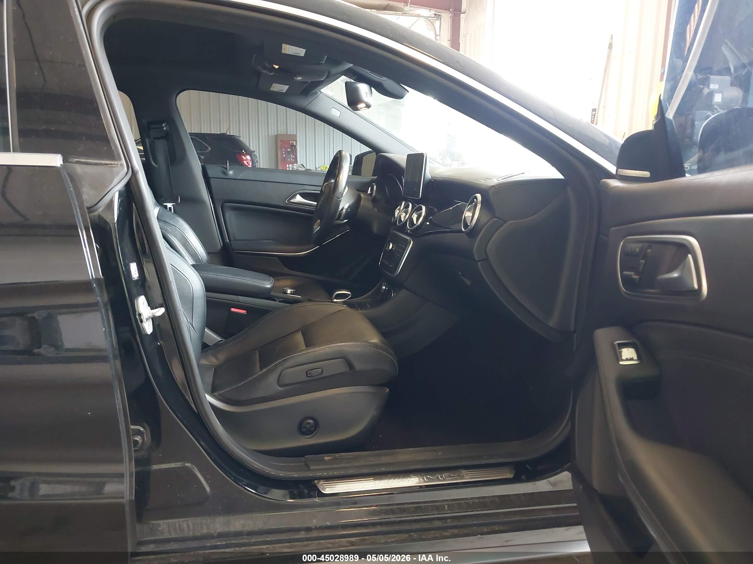 MERCEDES-BENZ CLA image 5