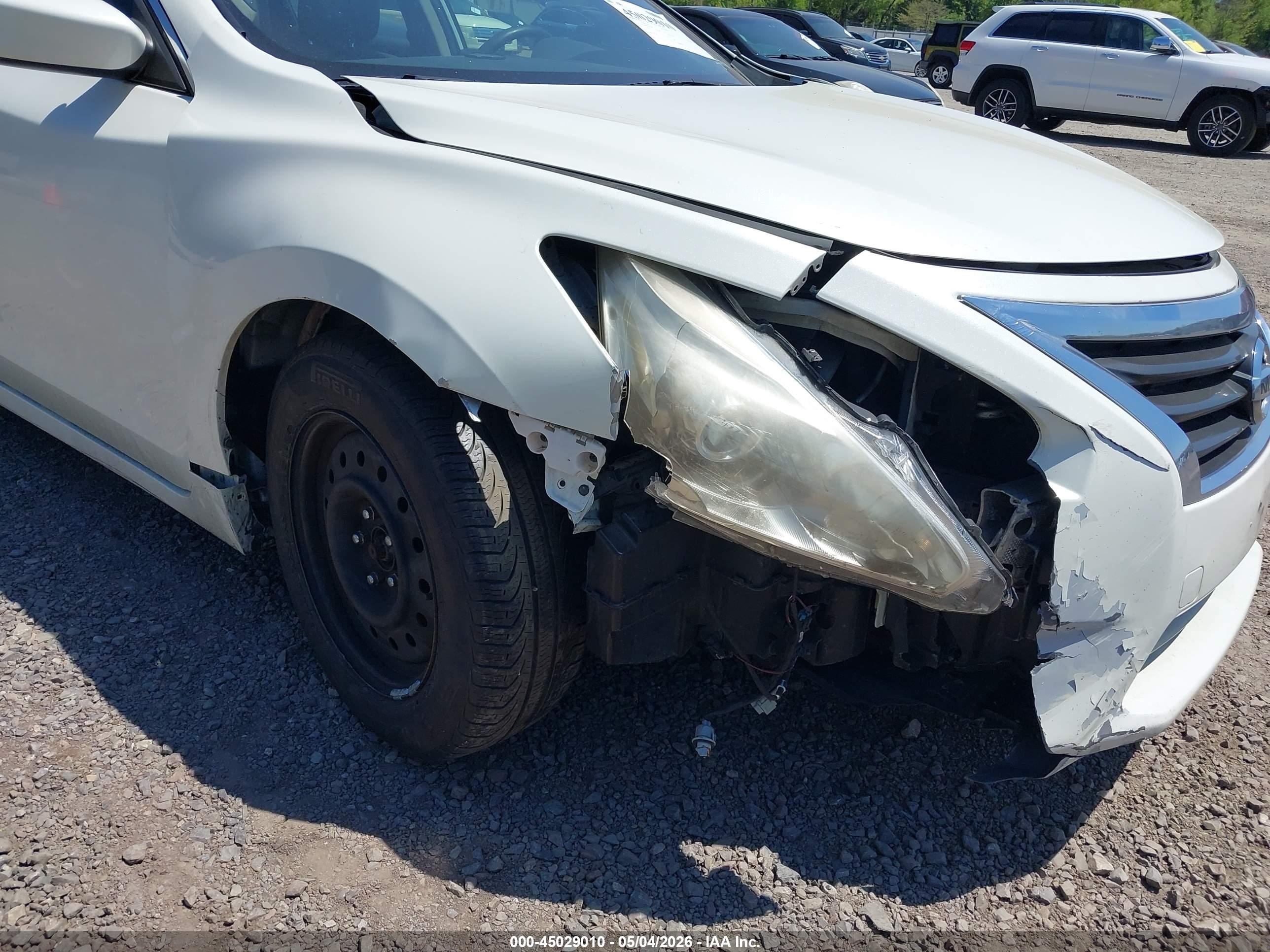 NISSAN ALTIMA image 6