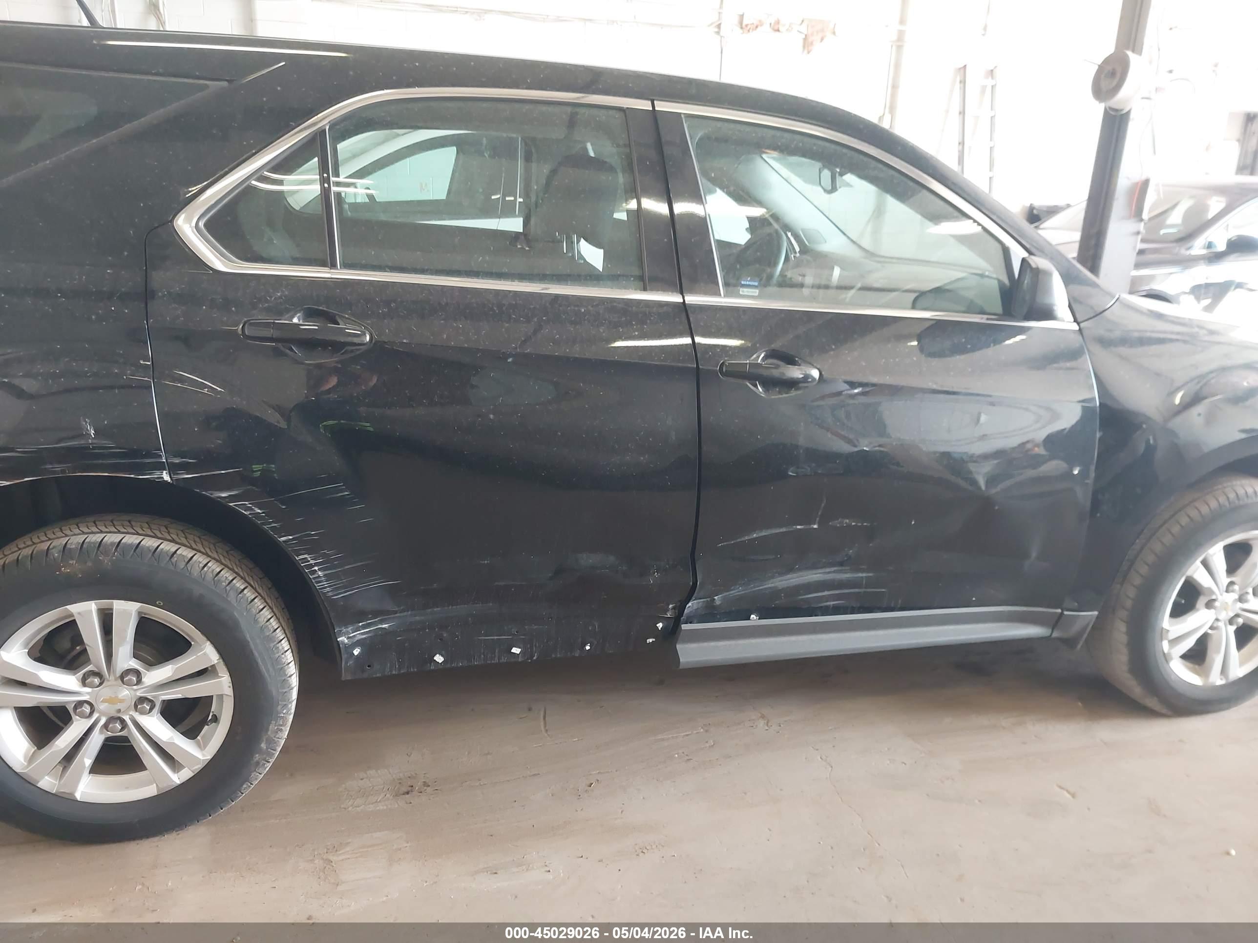 CHEVROLET EQUINOX image 6