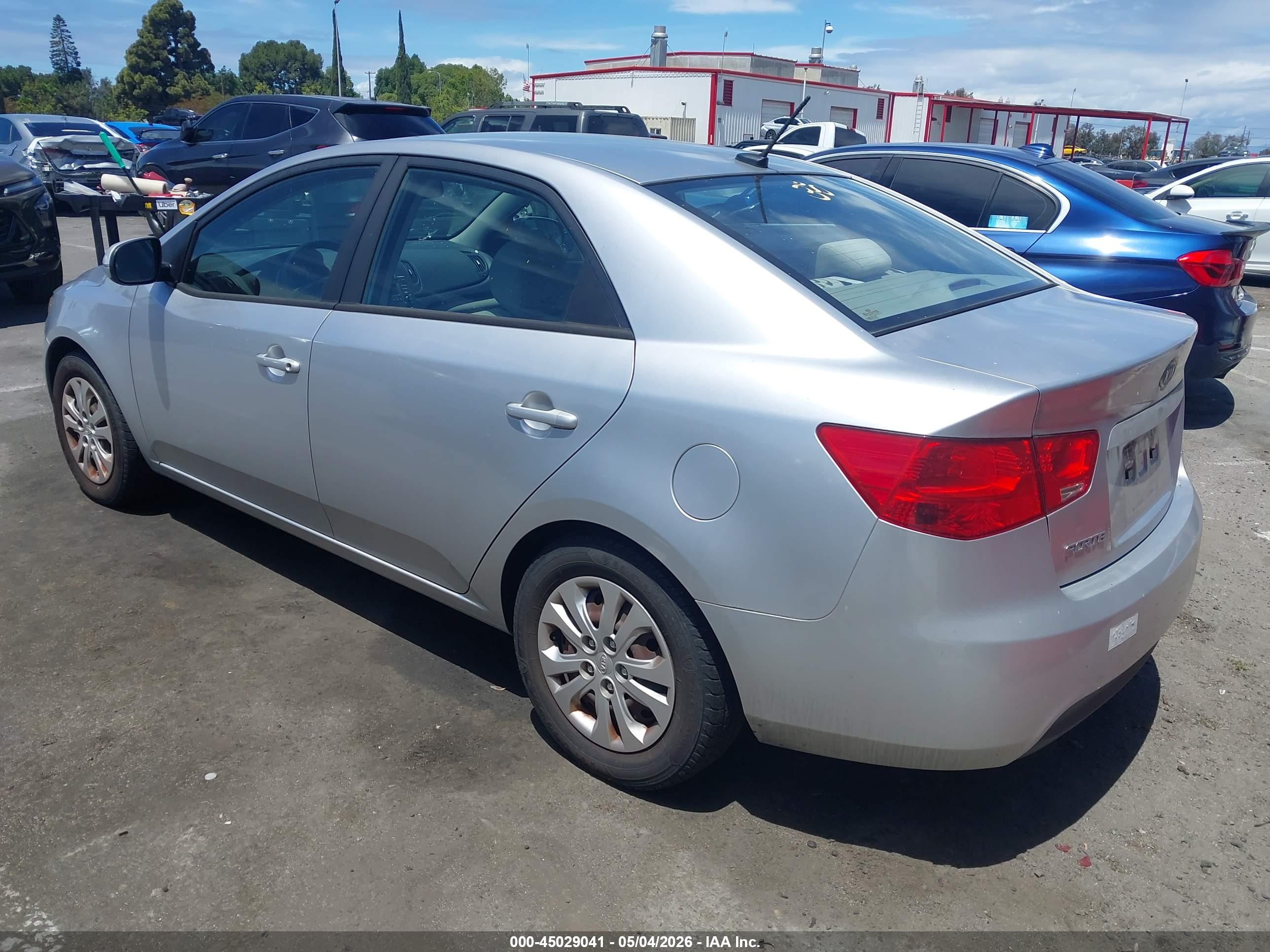 KIA FORTE image 3