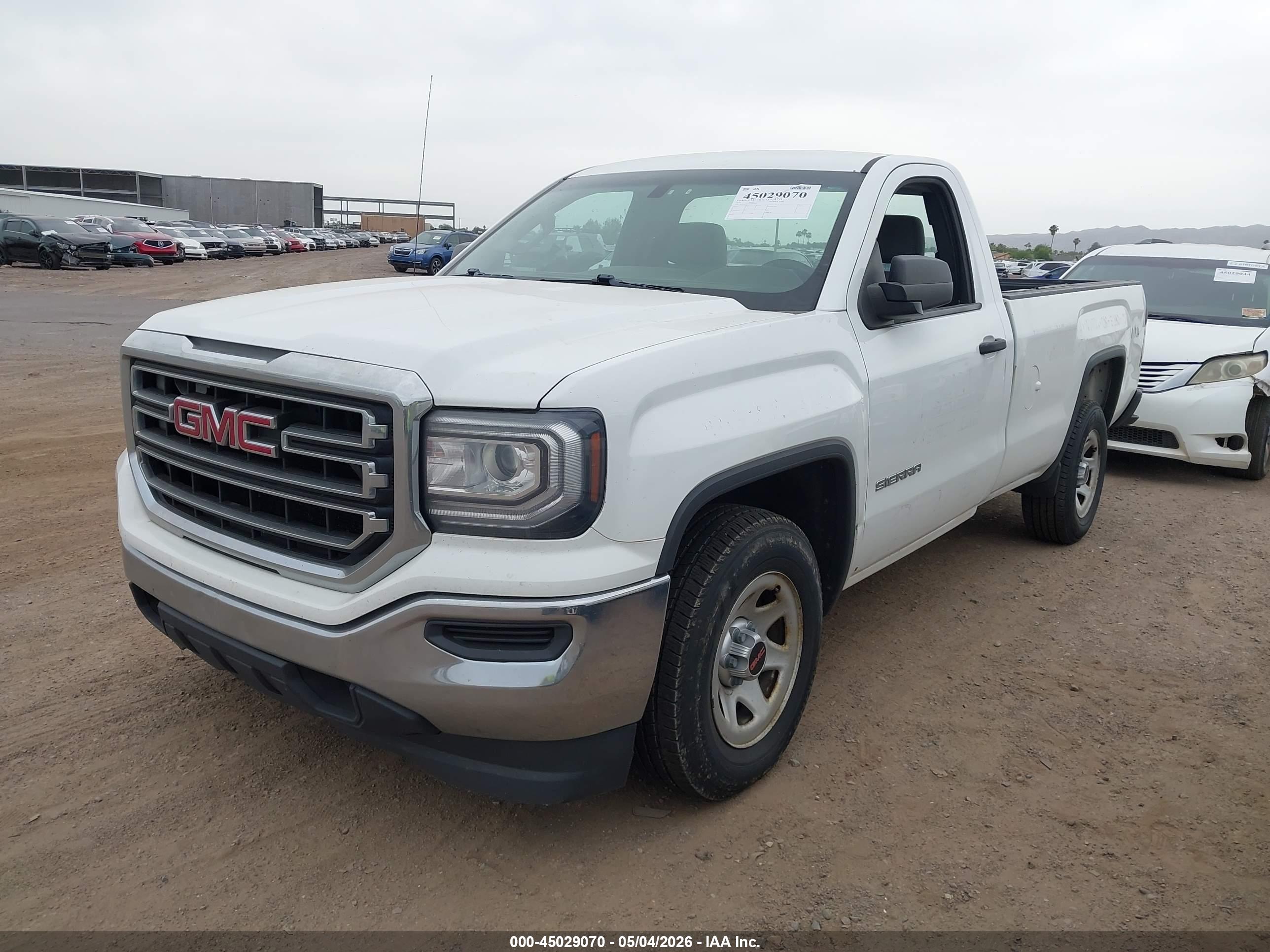 GMC SIERRA image 2
