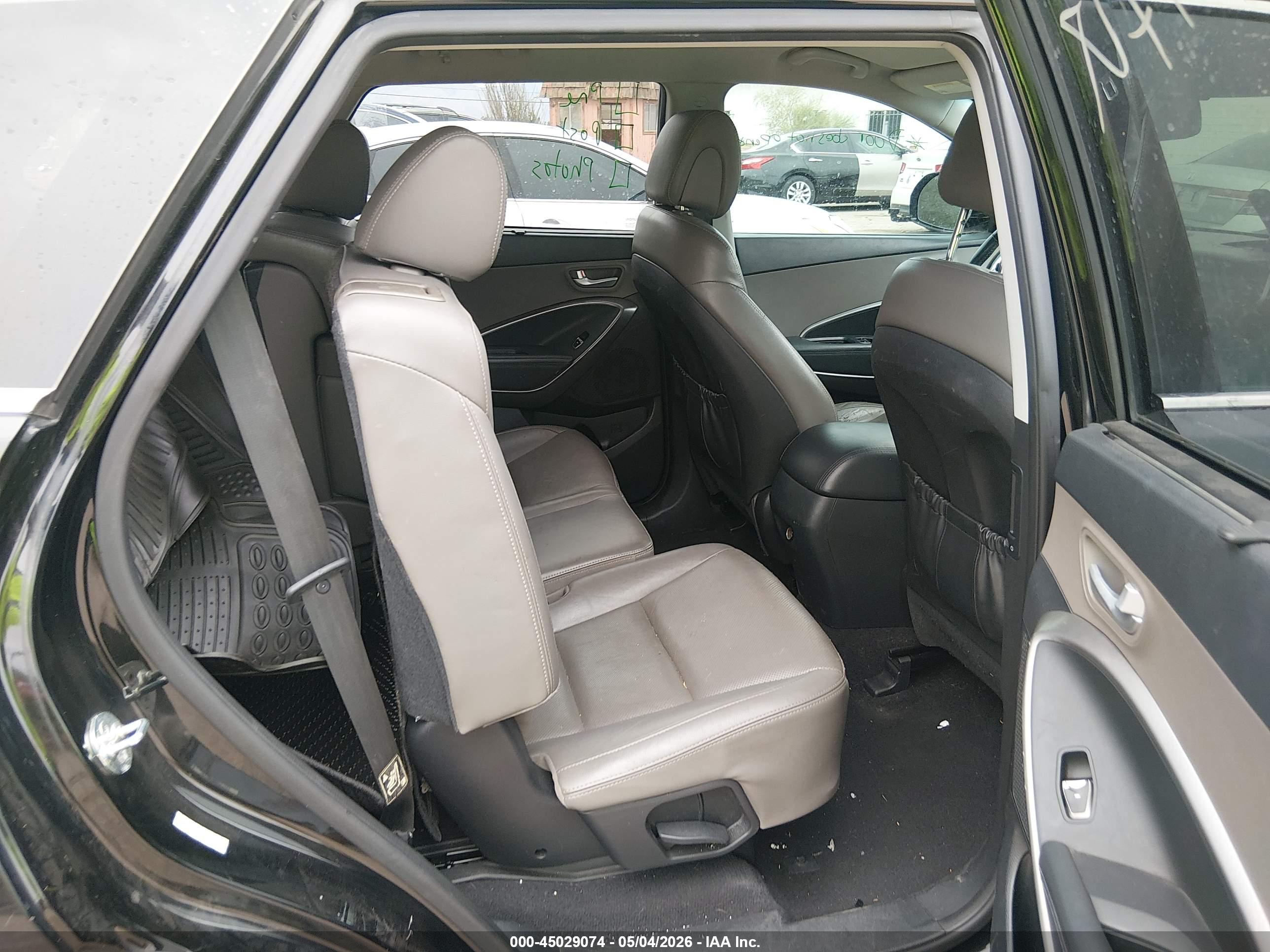 HYUNDAI SANTA image 8