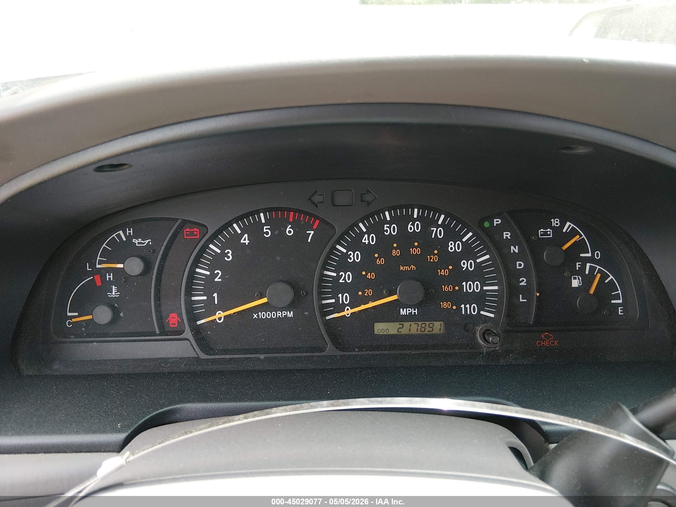 TOYOTA TUNDRA image 7