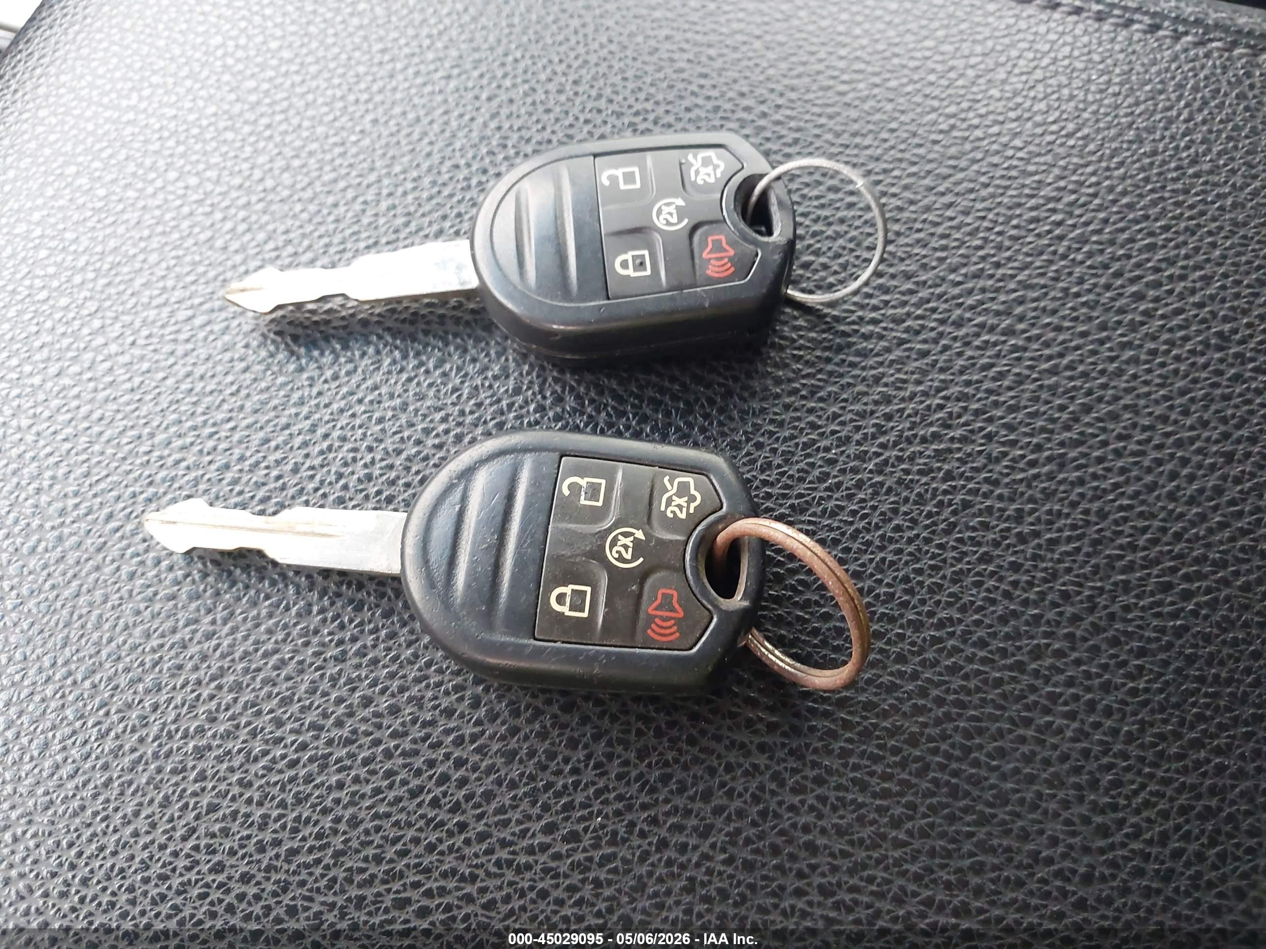 FORD EXPEDITION image 11